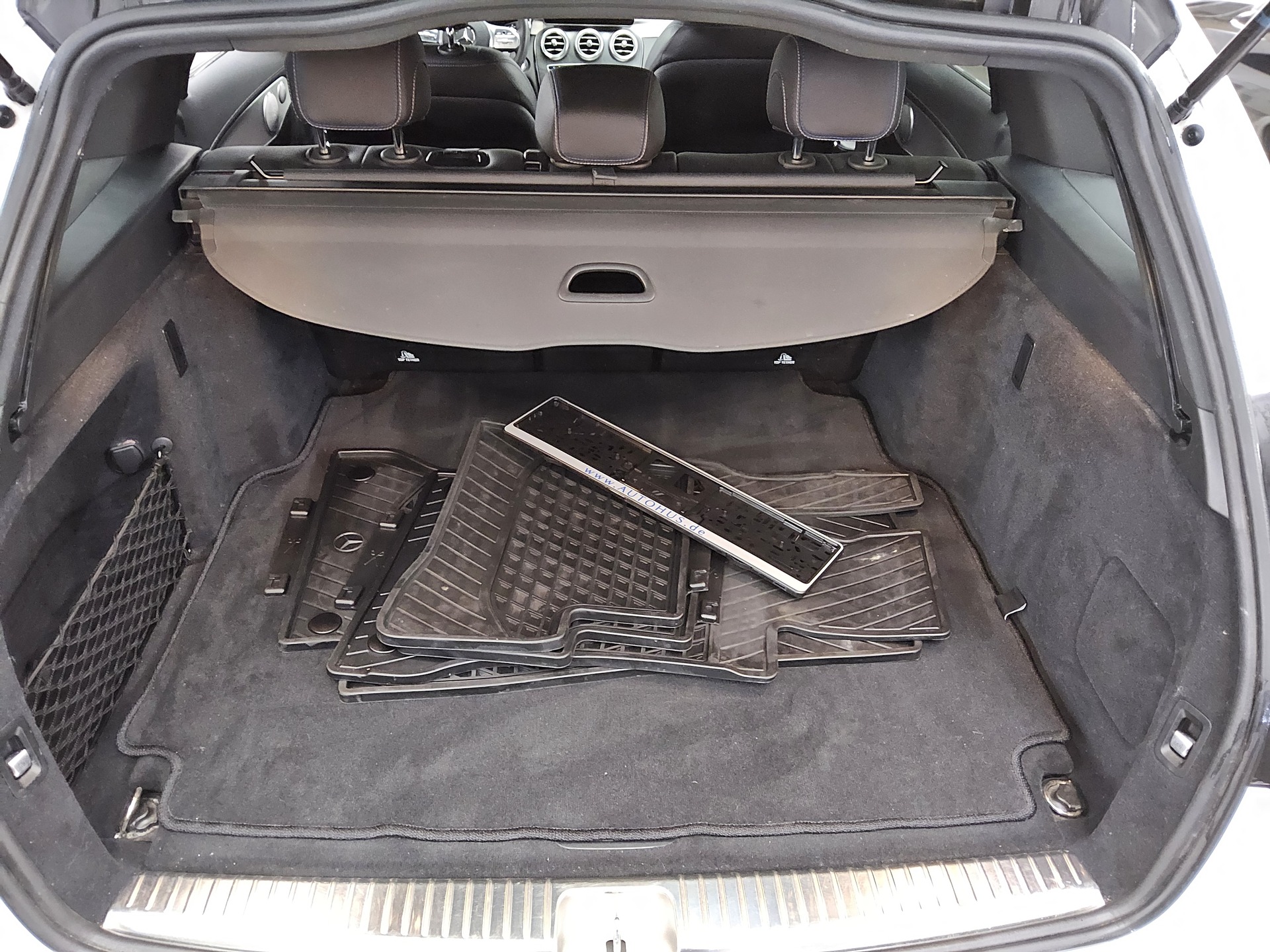 Mercedes-Benz C 220 T d AMG-Line Night AHK Wides. Burmes. LED 13