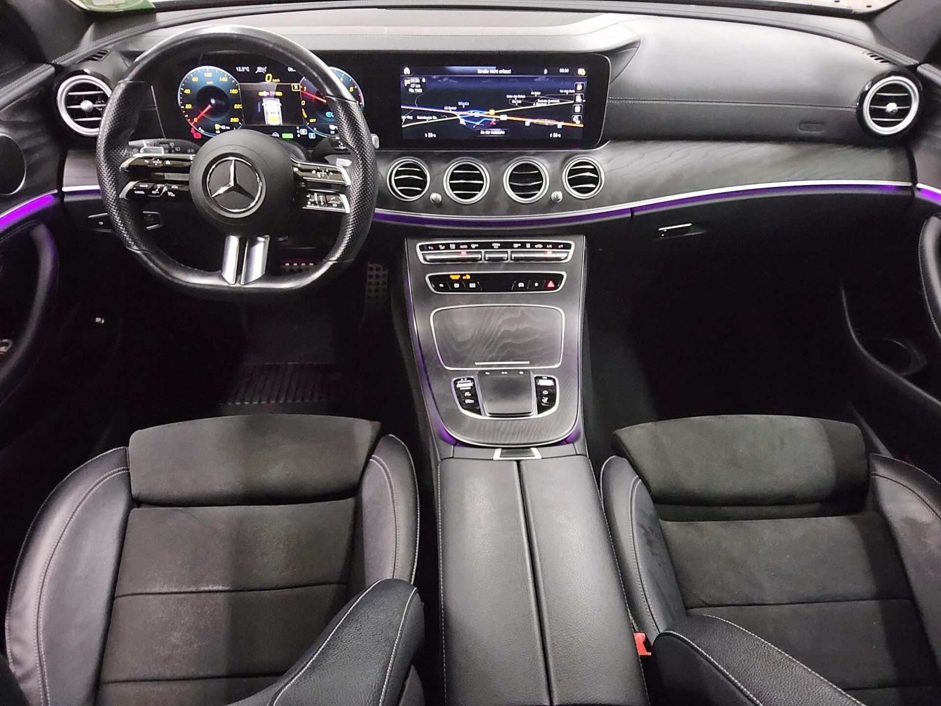 Mercedes-Benz E 300 T de AMG-Line Navi LED RfK Distronic+ AHK 5