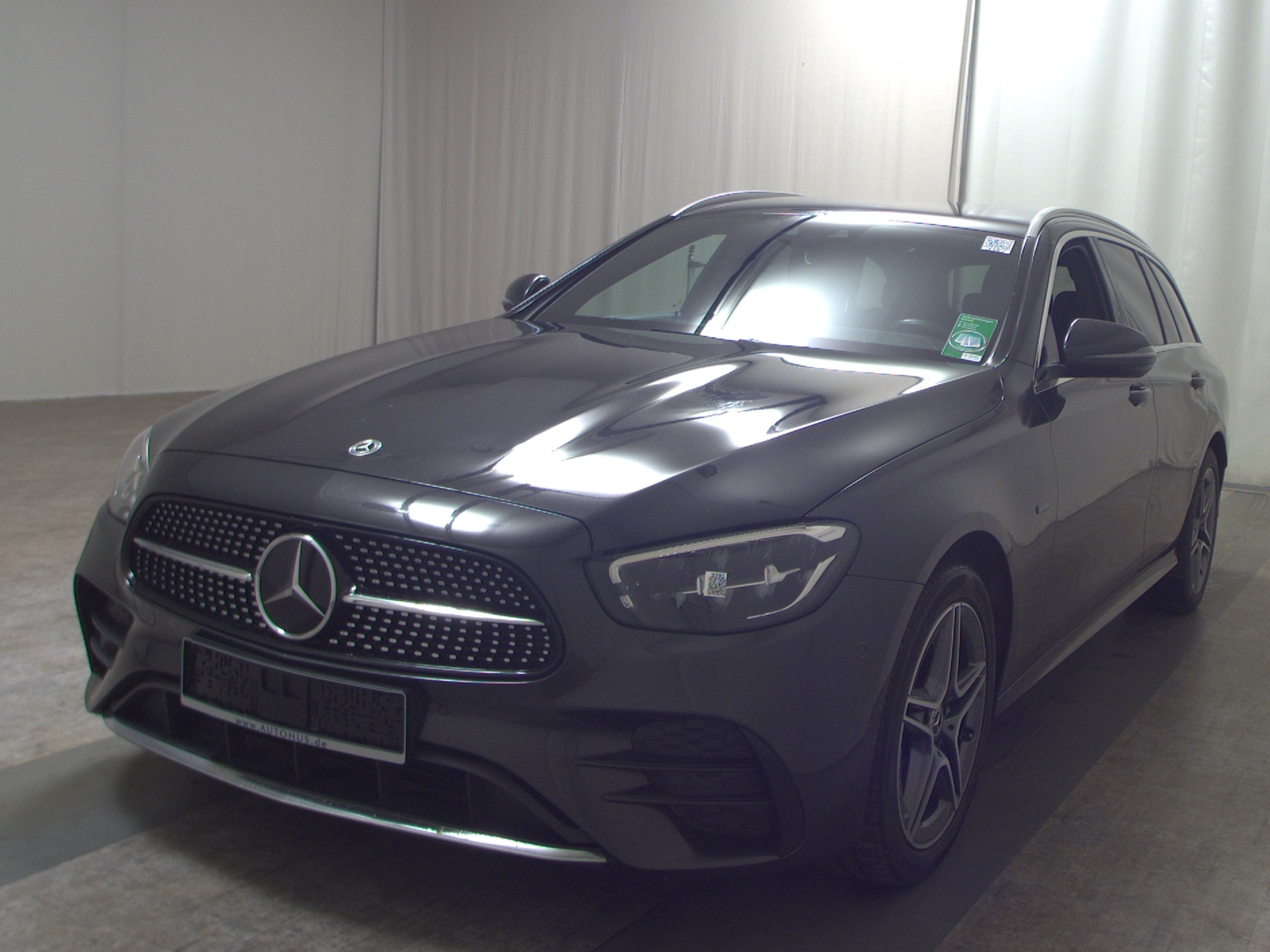 Mercedes-Benz E 300 T de AMG-Line Navi LED RfK Distronic+ AHK 2