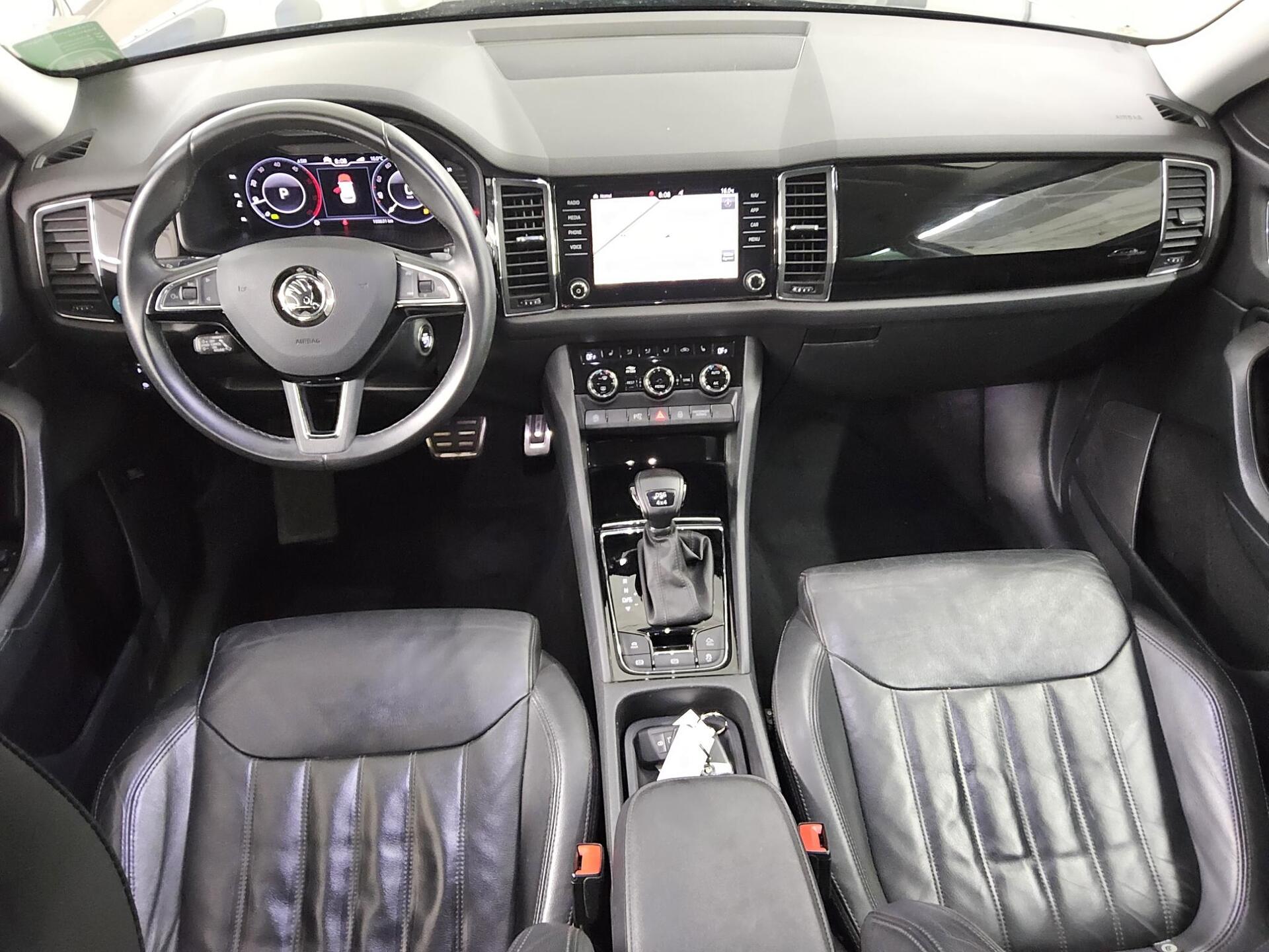 Skoda Kodiaq 2.0 TDI 4x4 L&K Leder Navi LED vc 360° 5