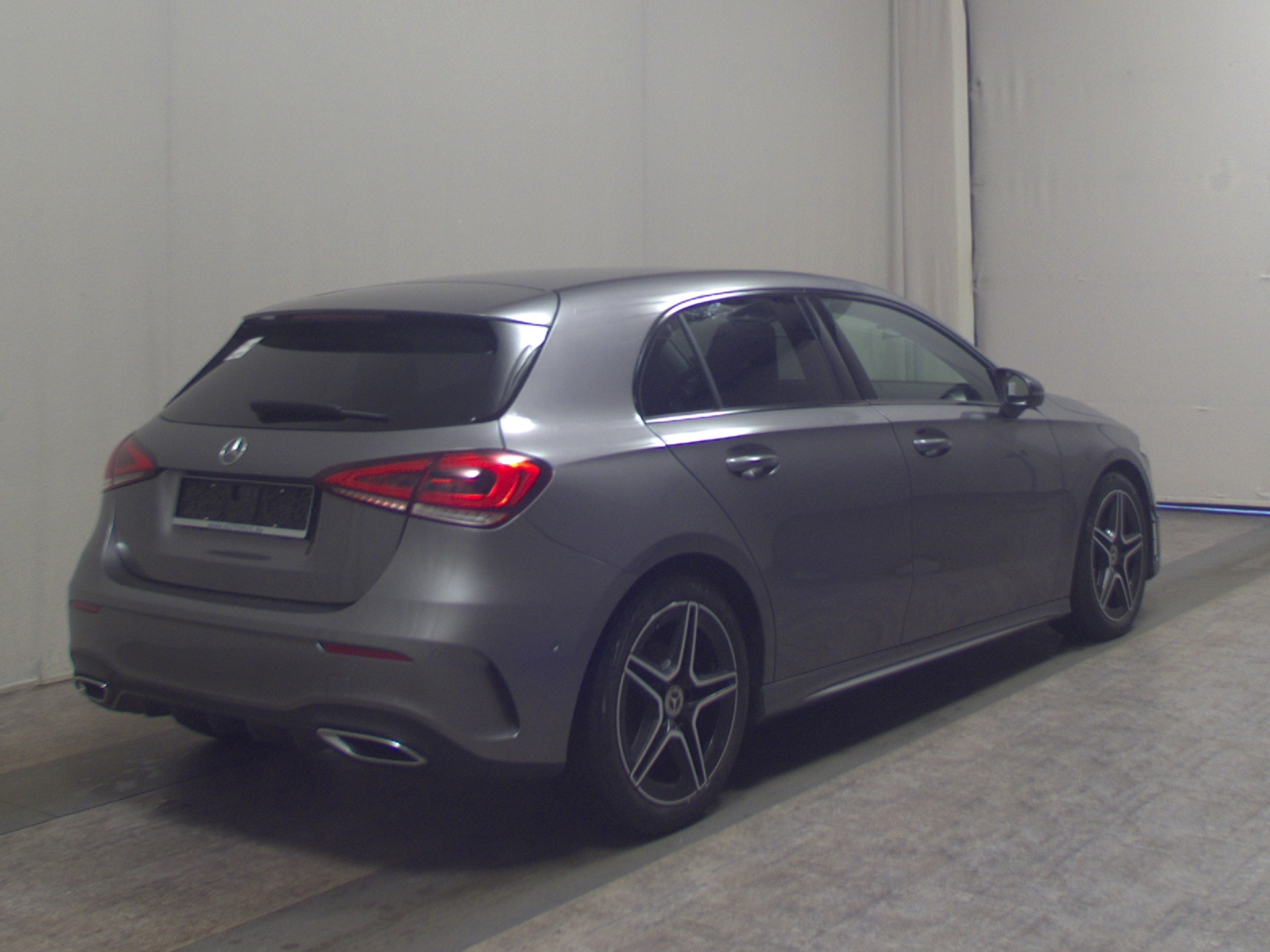 Mercedes-Benz A 180 d AMG-Line T-Leder Navi LED MBUX high RFK 4