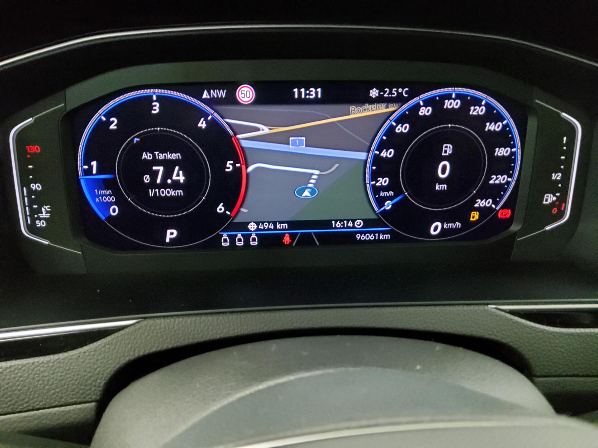 Volkswagen Passat Var. 2.0 TDI Business DigitalPro Kamera 8