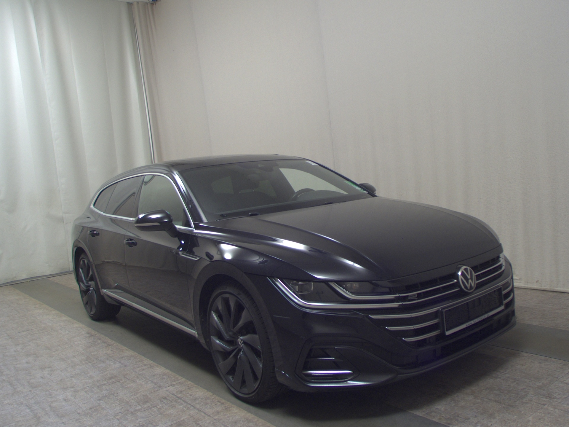 Volkswagen Arteon SB 2.0 TDI R-Line Navi LED DCC AID Pano 3