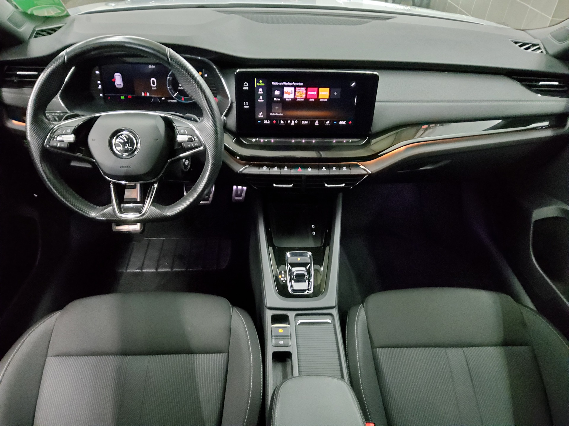 Skoda Octavia Kombi 2.0 TDI SportLine Navi RfK vc LED+ 5