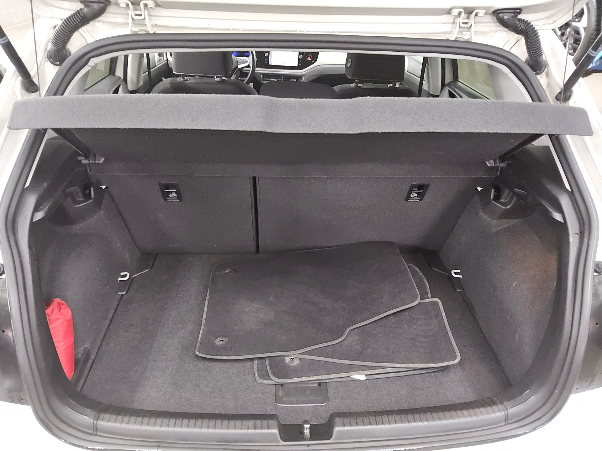 Volkswagen Polo 1.0 TSI Move Navi LED AID PDC SHZ 12