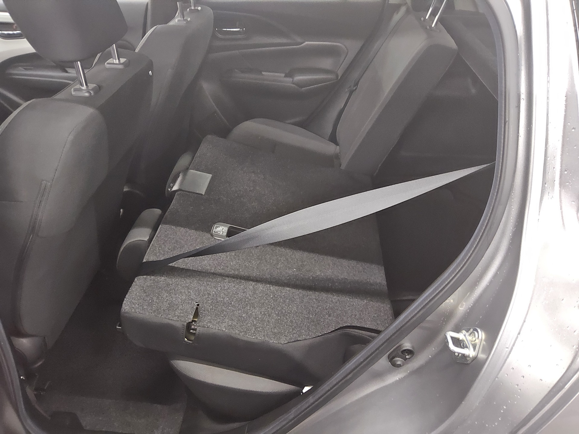 Suzuki Swift 1.2 Dualjet Mild-Hybrid Club Navi LED RFK 12