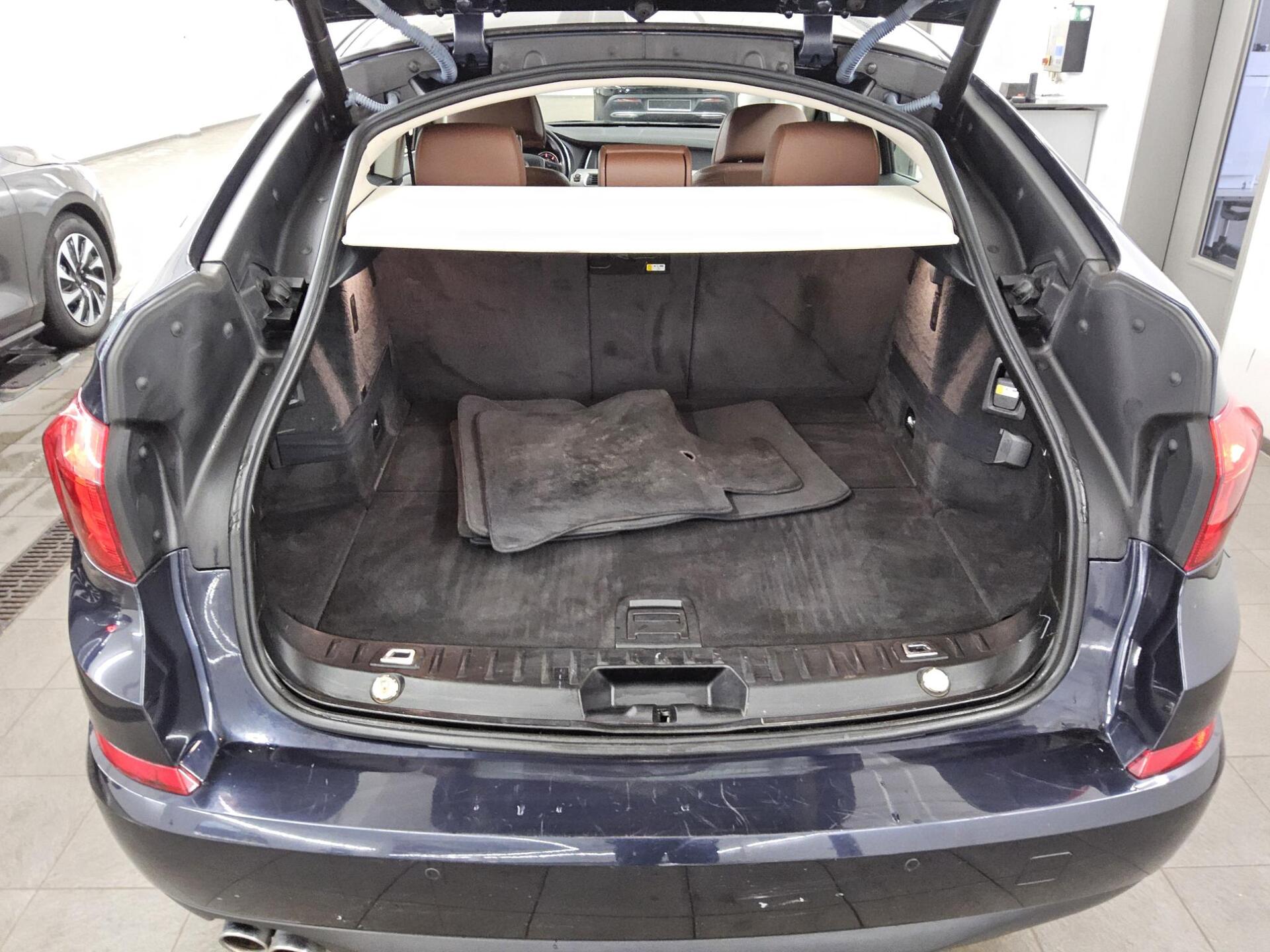 BMW 520 Gran Turismo Leder Navi Xenon Shz PDC Memory 11