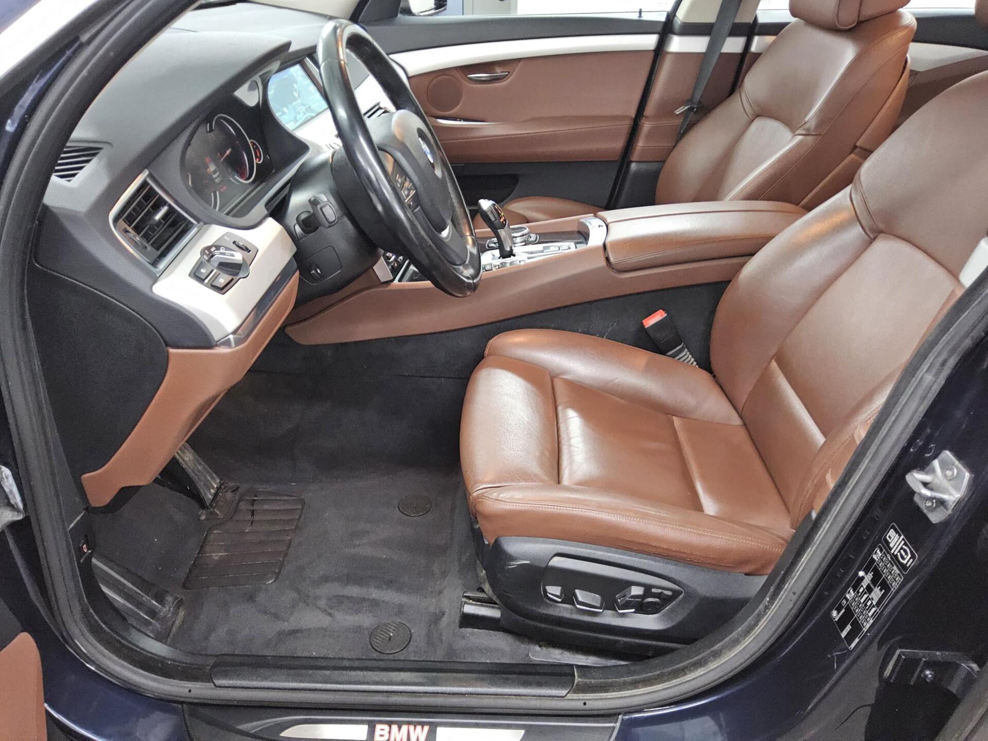 BMW 520 Gran Turismo Leder Navi Xenon Shz PDC Memory 8