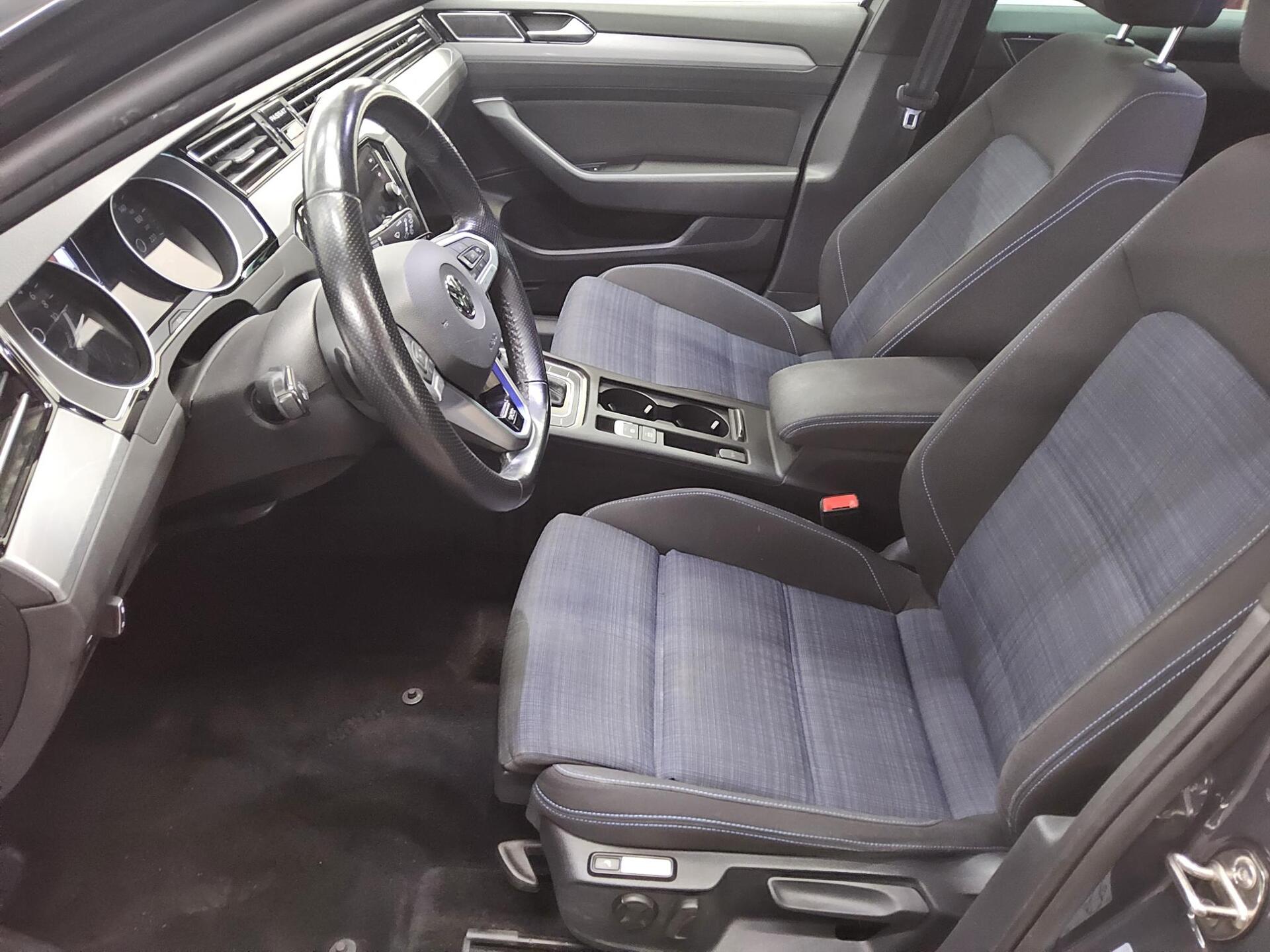 Volkswagen Passat Var. GTE 1.4 TSI Kamera ACC Matrix-LED 8