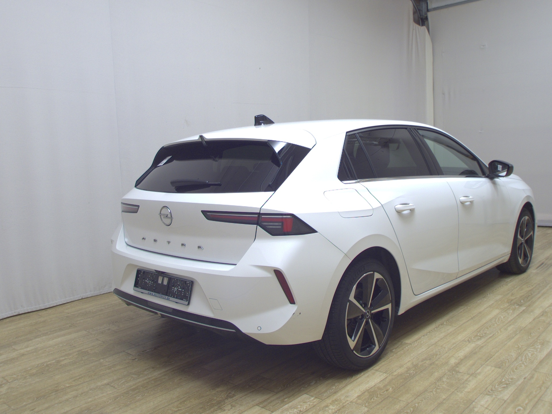 Opel Astra 1.5 D Business Elegance Navi LED vc RfK 4