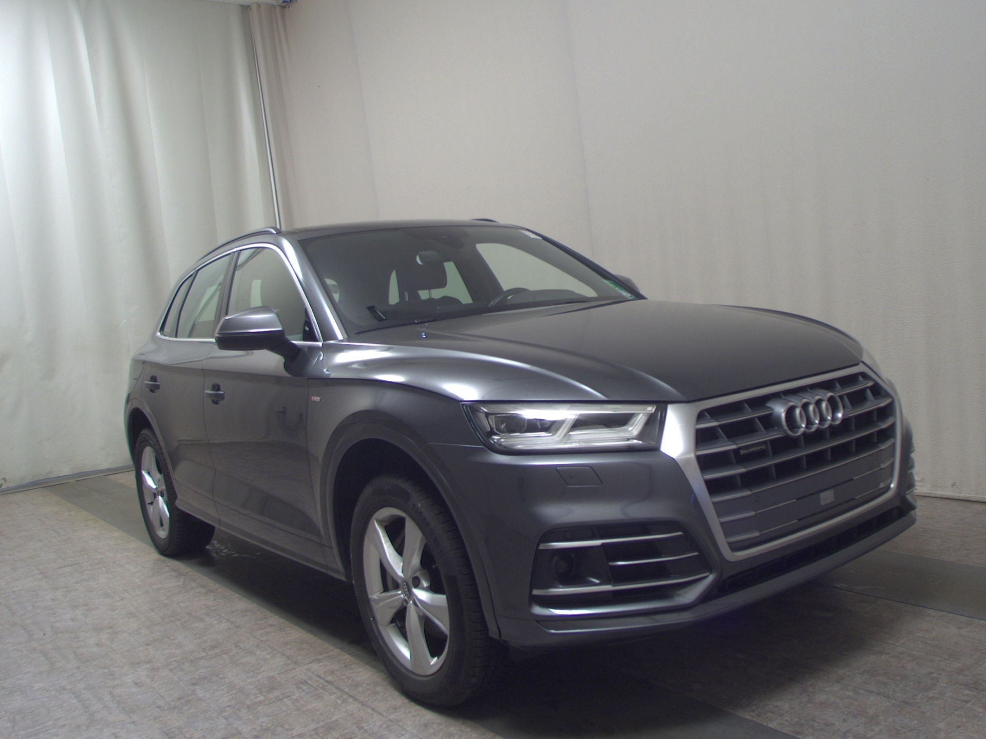 Audi Q5 50 TFSI e Qu. S-Line Raute Navi vc Matrix AHK 3