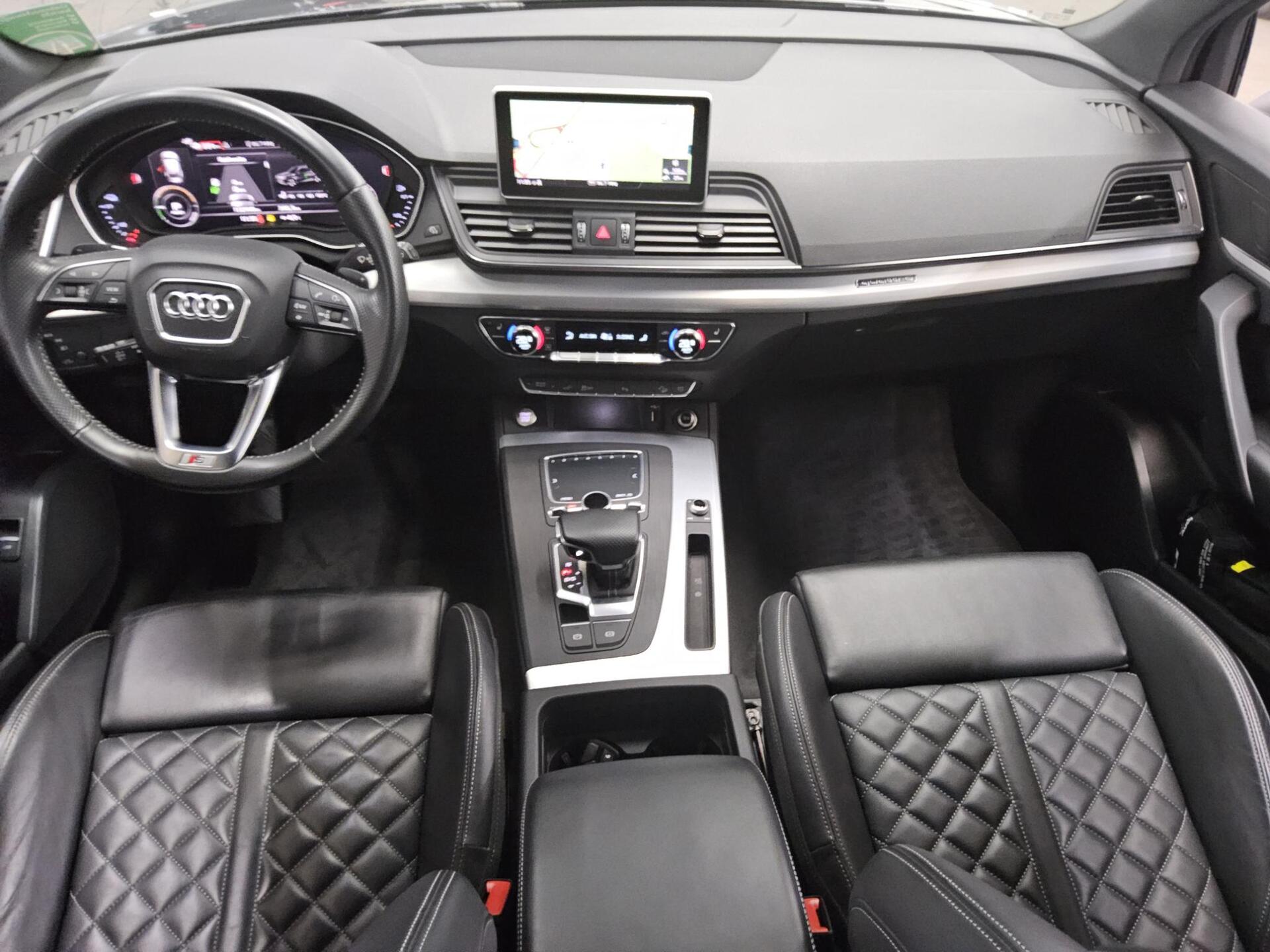 Audi Q5 50 TFSI e Qu. S-Line Raute Navi vc Matrix AHK 5