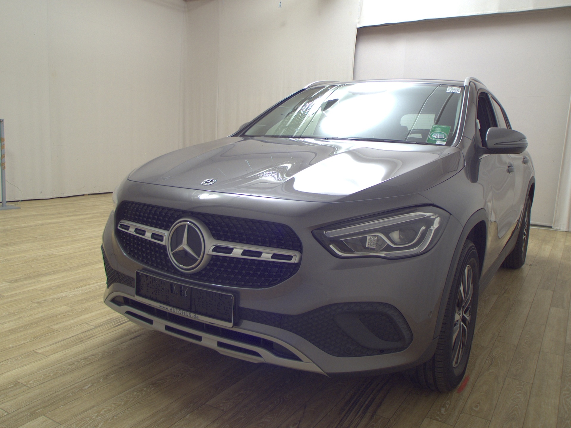 Mercedes-Benz GLA 180 d Style Navi MBUX+ RFK T-Leder 2