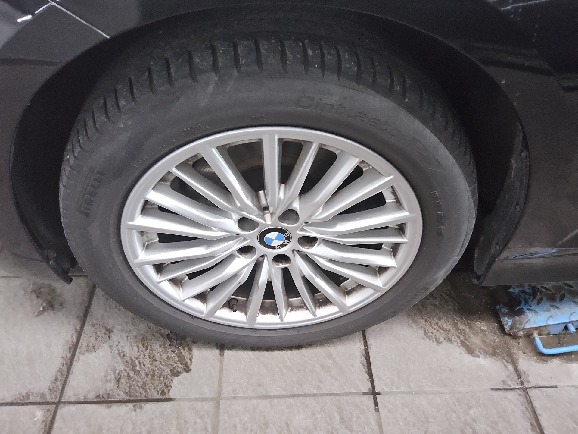 BMW 320dA Touring Sport-Line T-Leder Navi LED LC-Pro 11