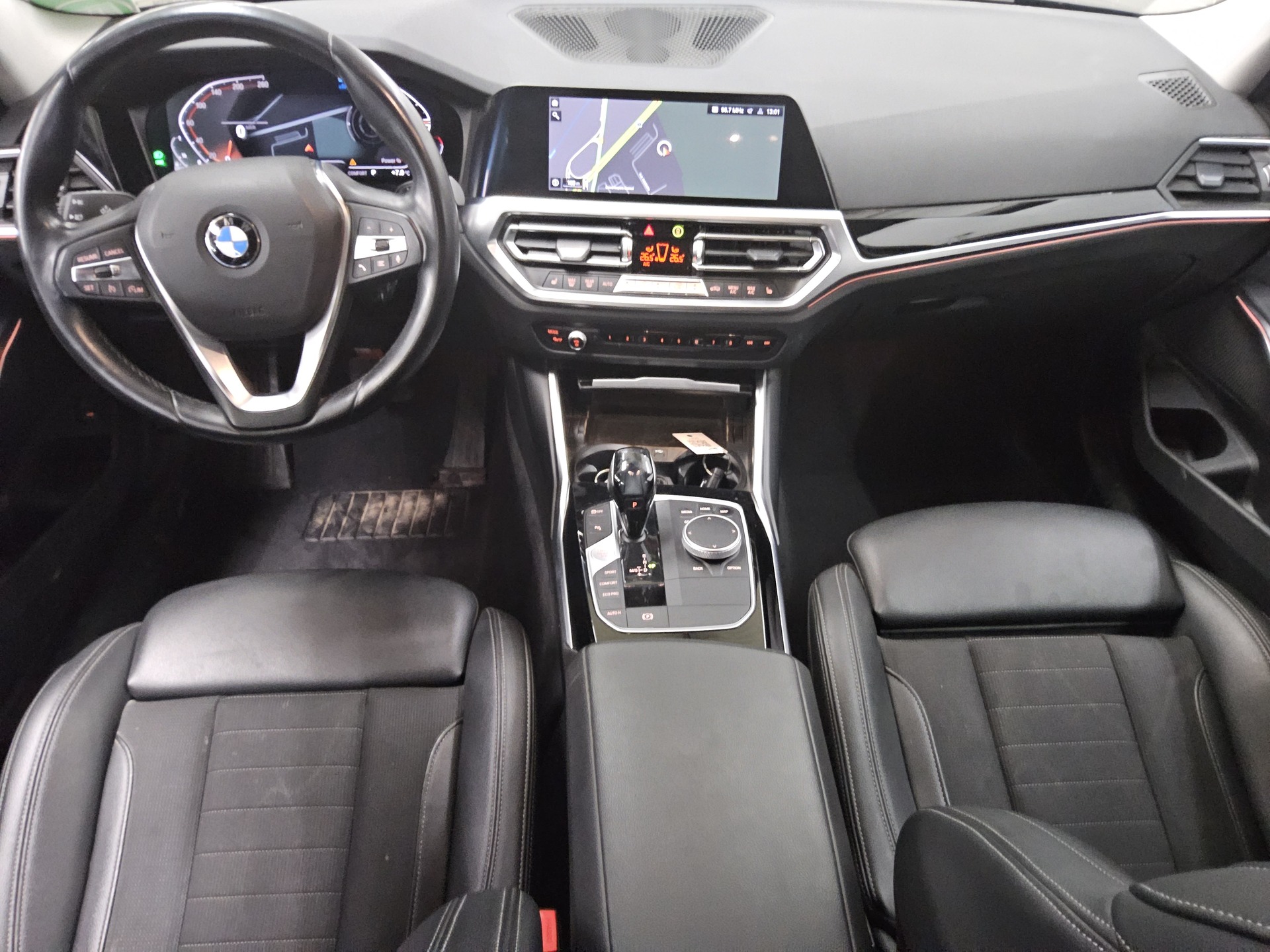 BMW 320dA Touring Sport-Line T-Leder Navi LED LC-Pro 5