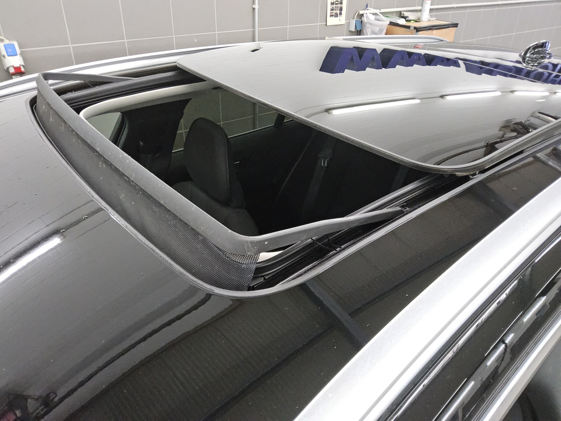 Volvo V60 T6 AWD Inscription Navi LED 360° HuD AHK ACC 13