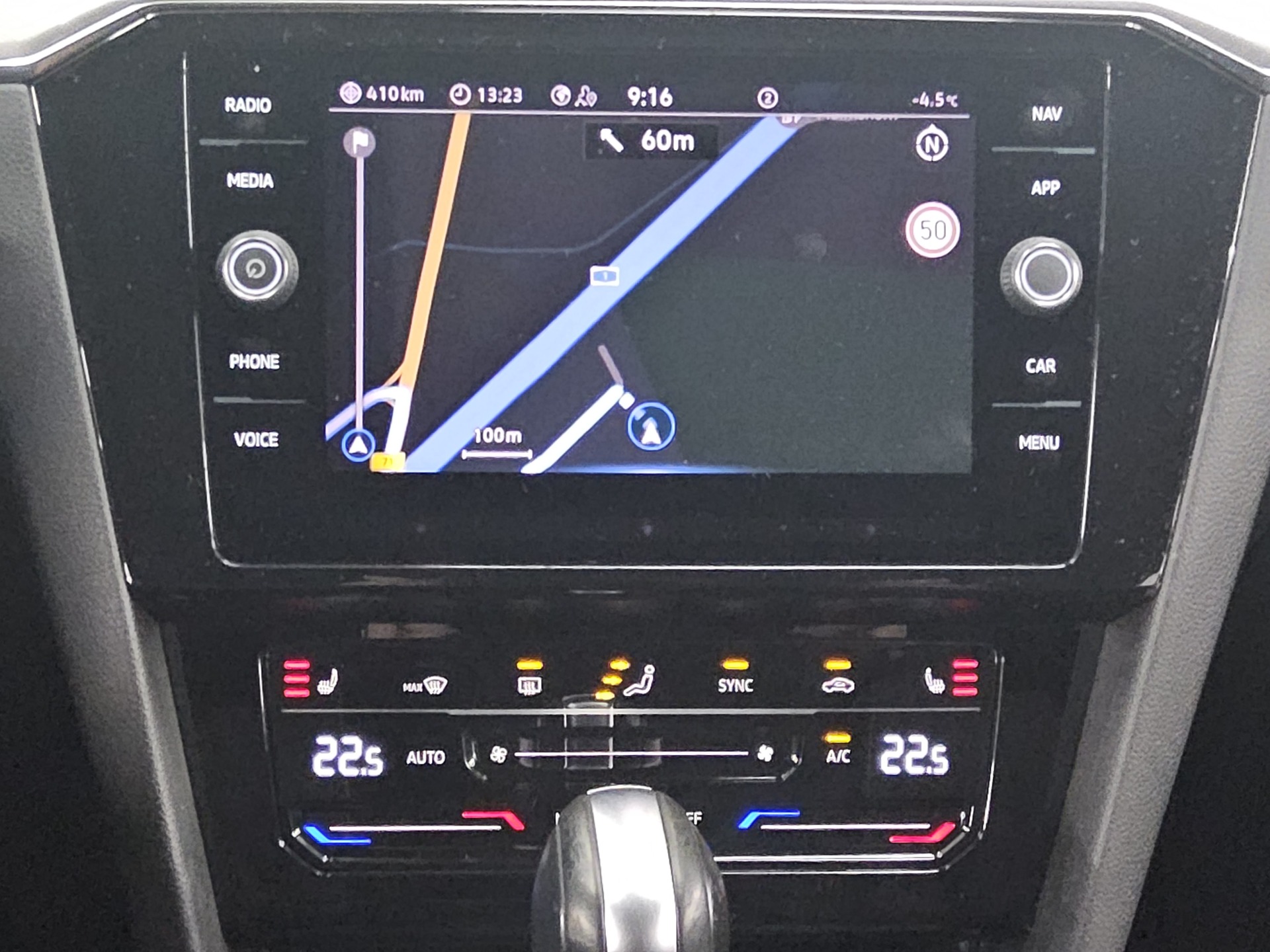 Volkswagen Passat Var. 2.0 TDI Business Navi DC RfK LED ACC 7