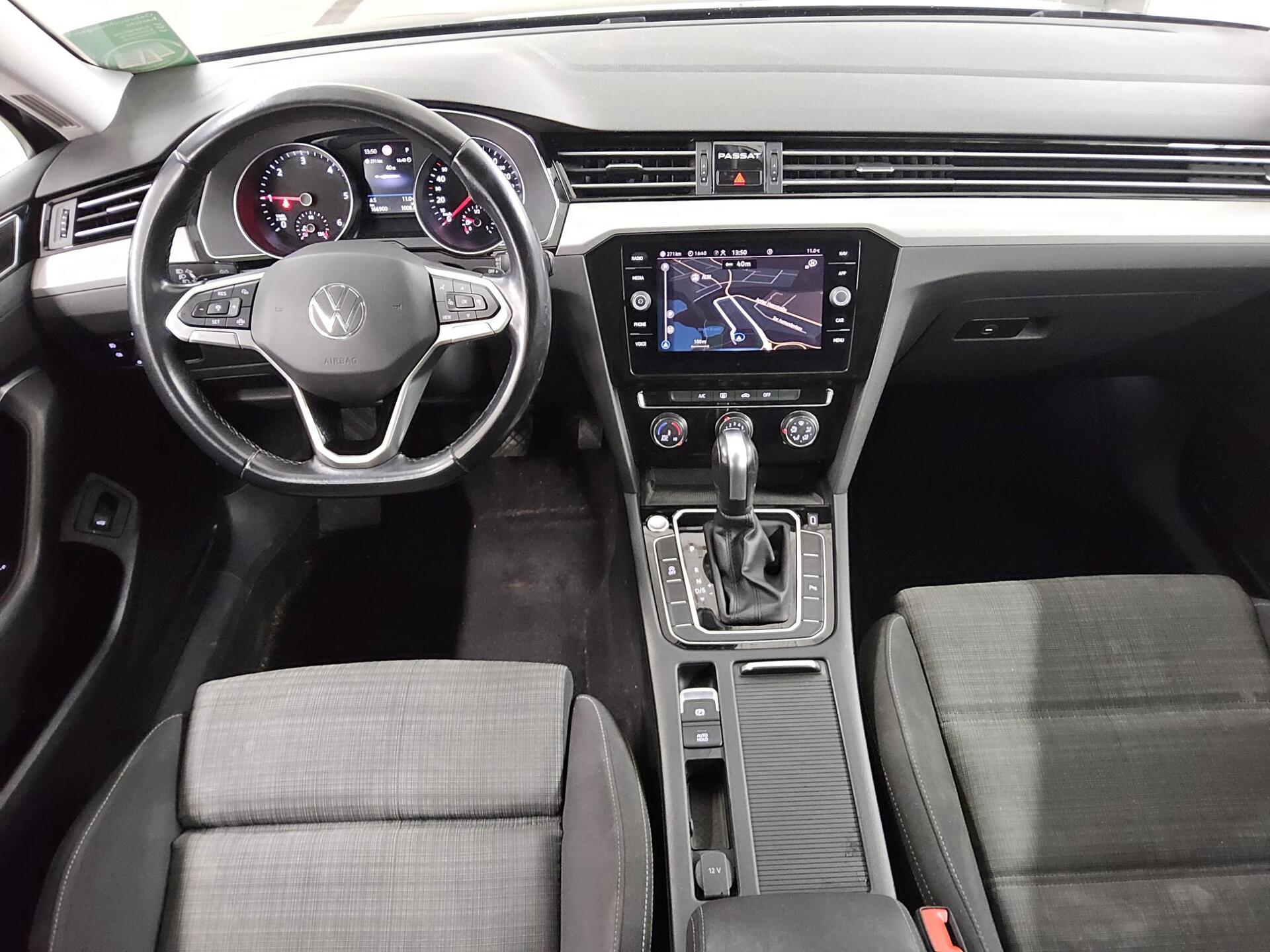 Volkswagen Passat Var. 2.0 TDI Business Navi LED PDC ACC 5