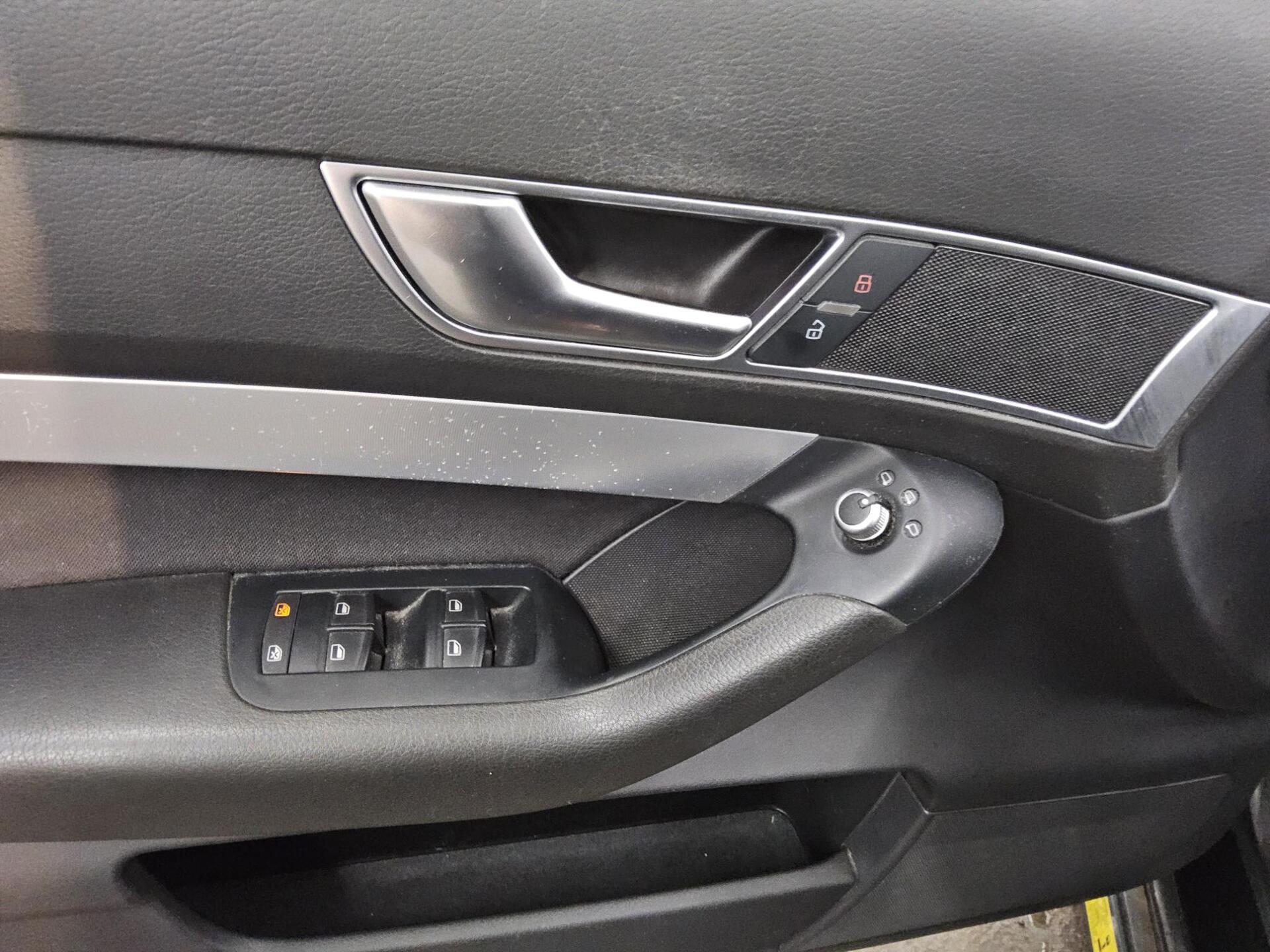 Audi A6 Avant 2.0 TFSI Navi Xenon Sound PDC HU 10/27 9