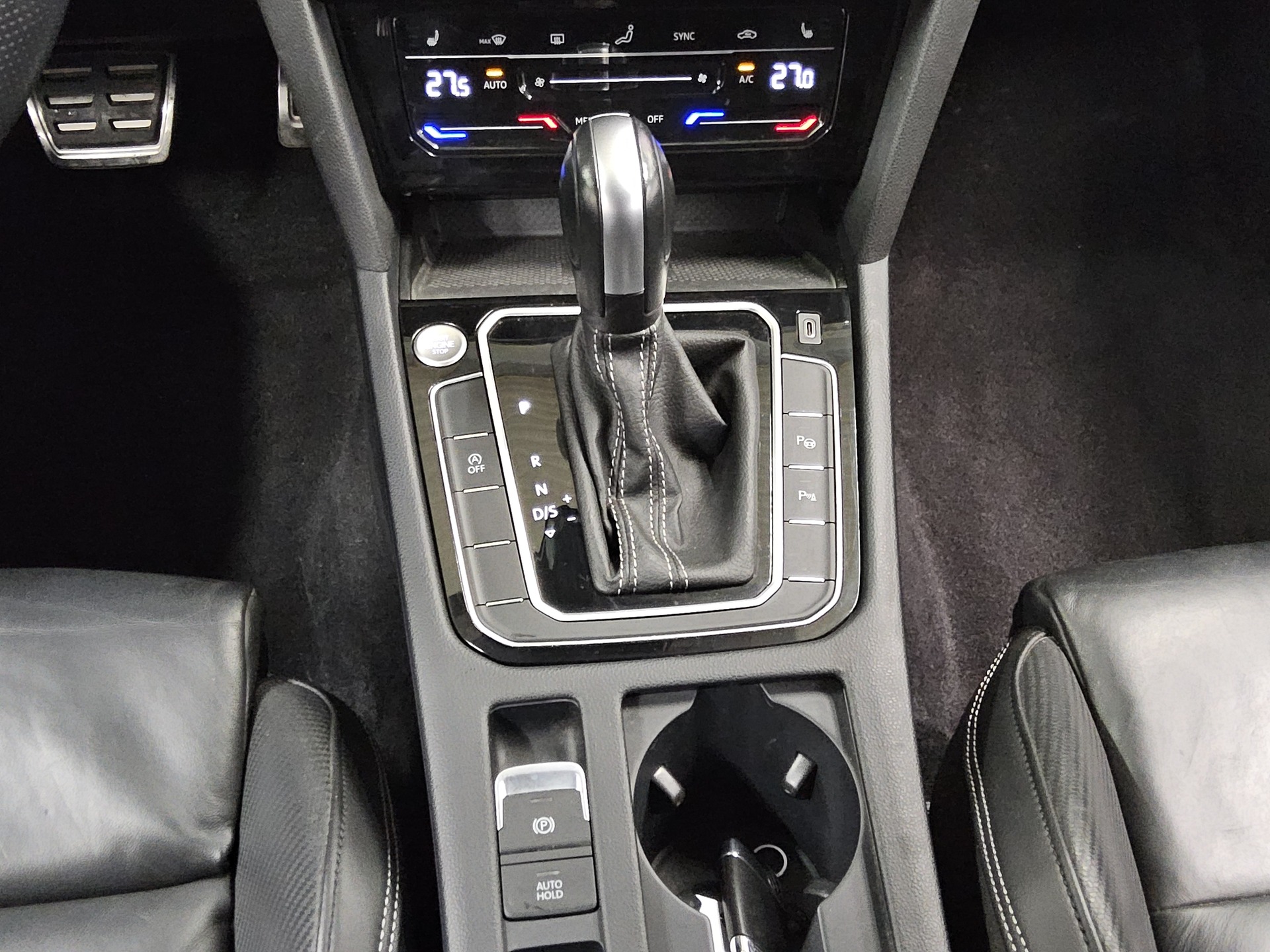 Volkswagen Passat Var. 2.0 TSI R-Line Navi Matrix AID Leder 6