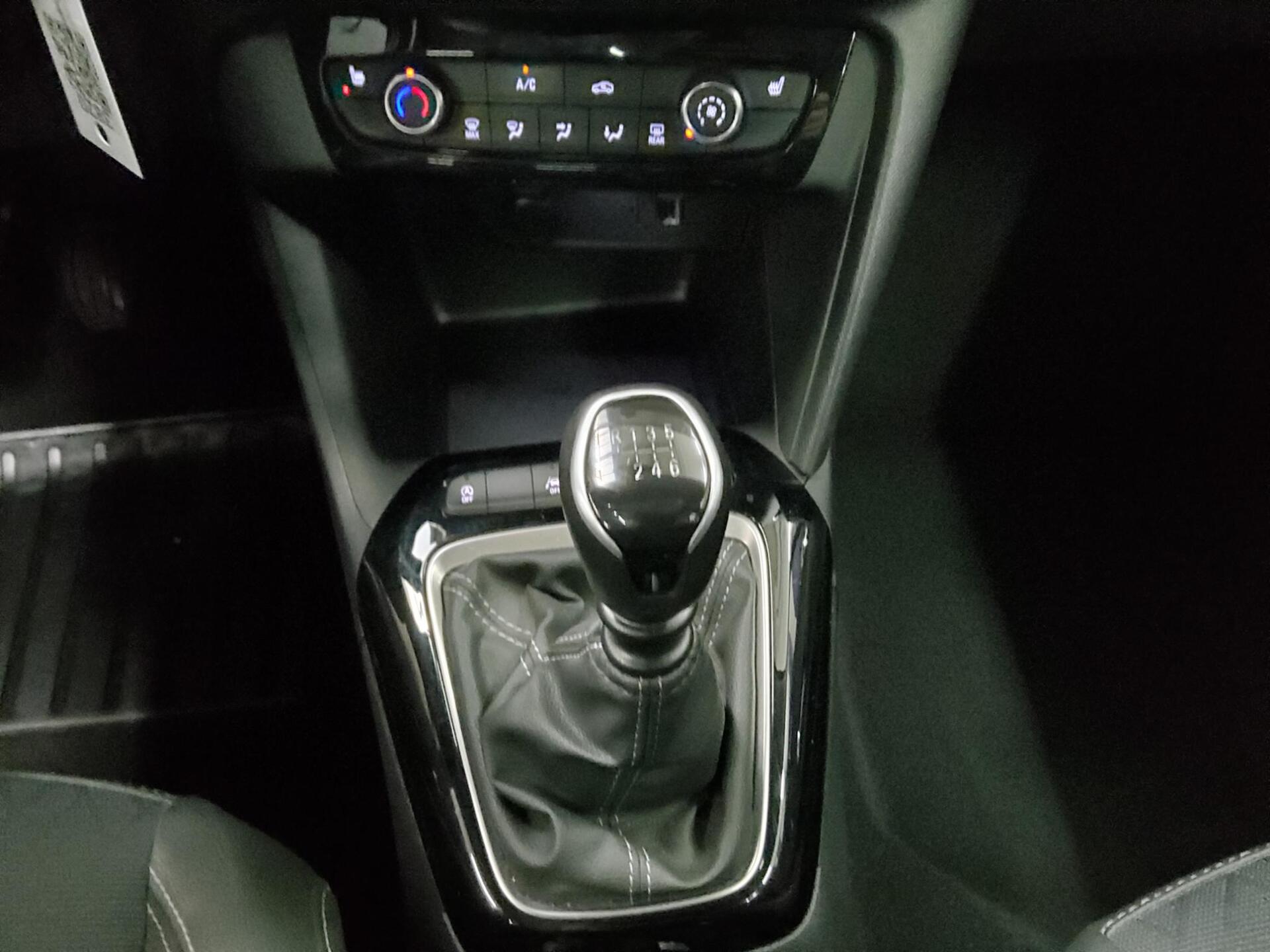 Opel Corsa 1.2 Turbo Elegance Navi LED Pano T-Leder 6