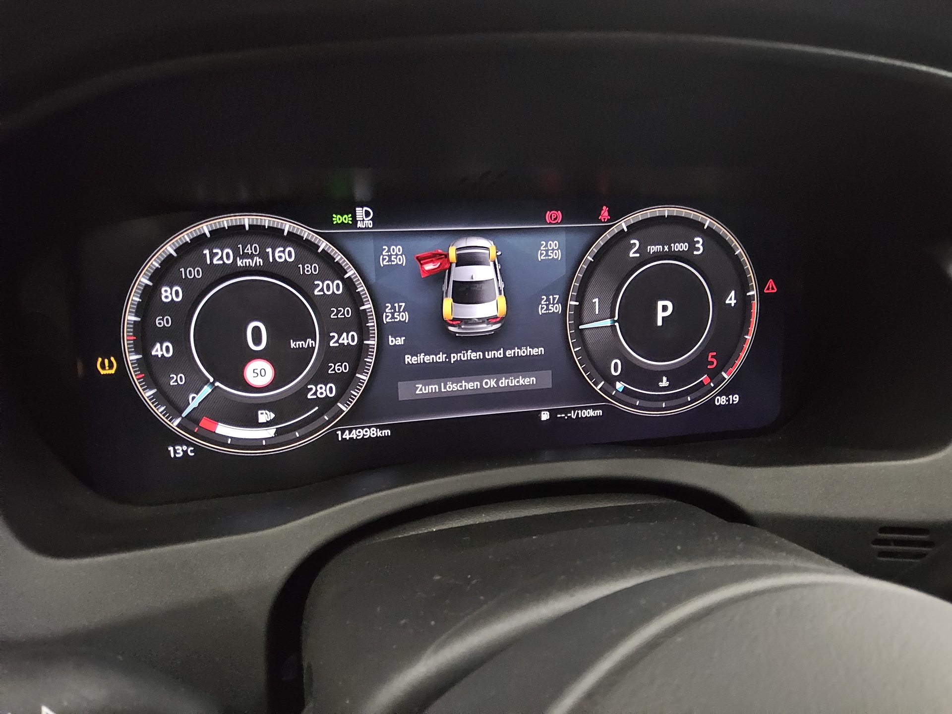 Jaguar XE D 200 AWD R-Dynamic Leder Navi DC Meridian 10