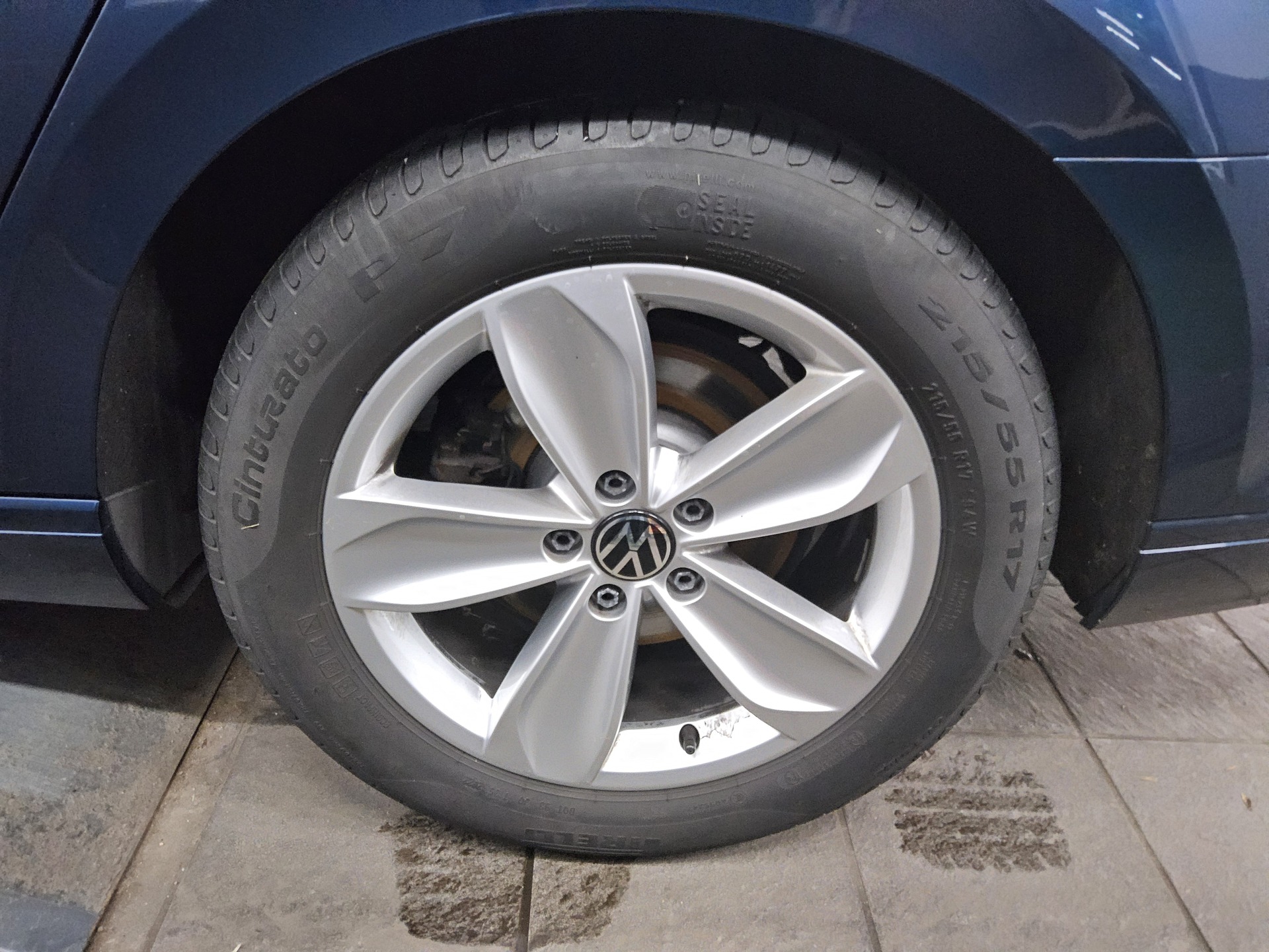 Volkswagen Passat Var. 2.0 TSI Business Navi DC Pano RFK 12