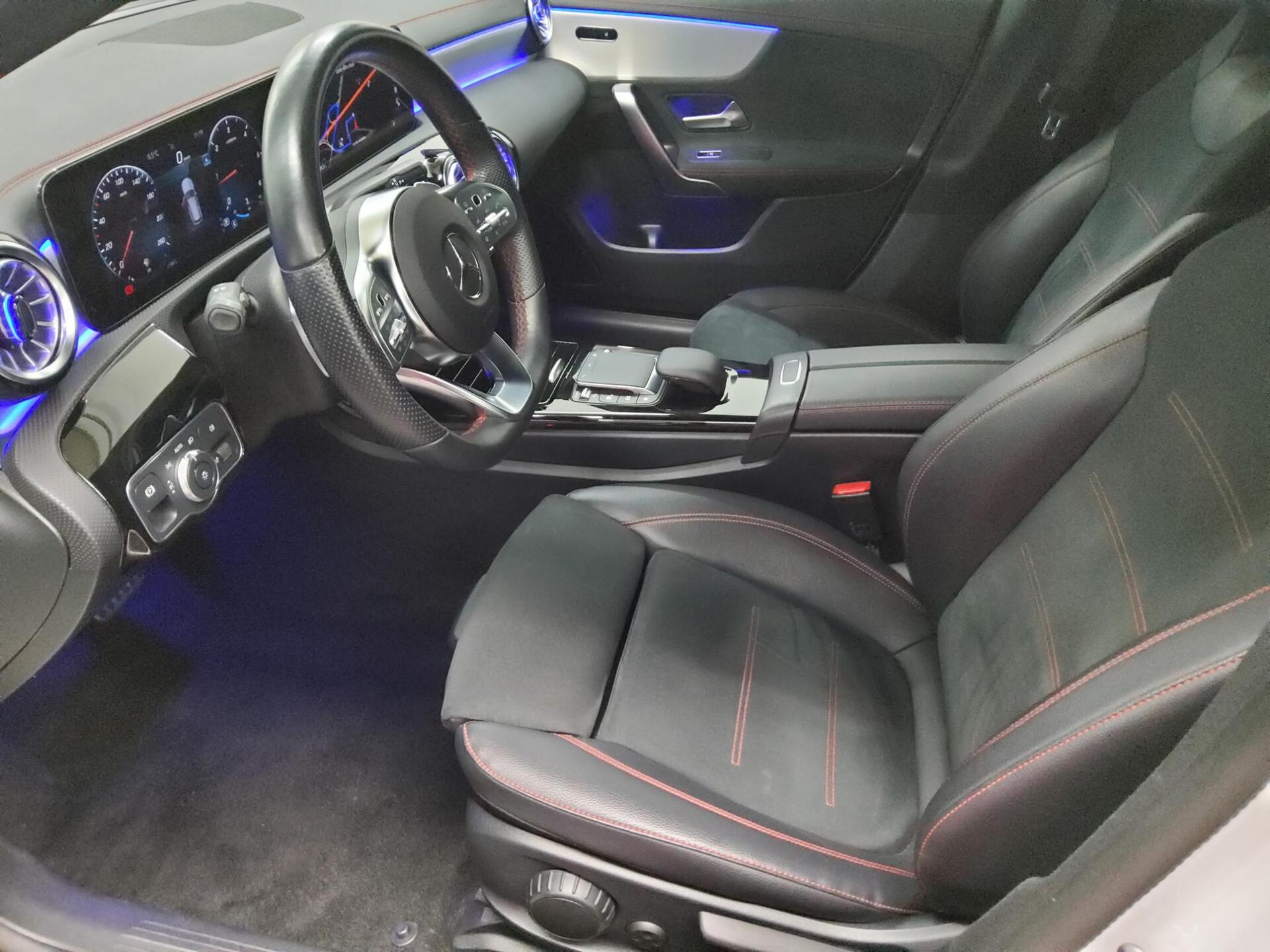 Mercedes-Benz CLA 200 SB d AMG-Line Navi LED MBUX AR Sound 9