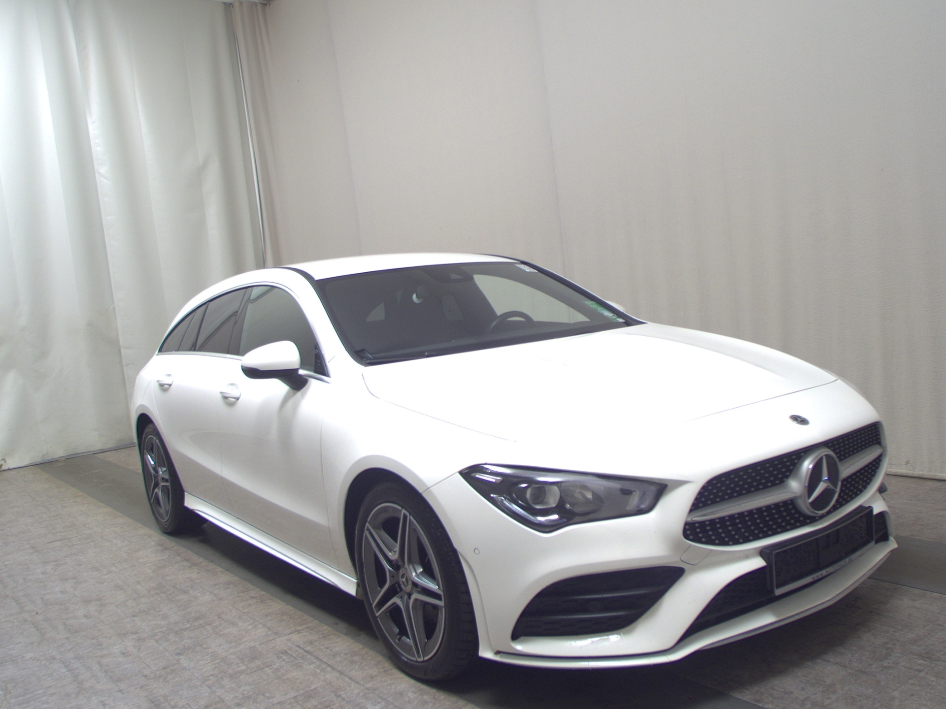 Mercedes-Benz CLA 200 SB d AMG-Line Navi LED MBUX AR Sound 3