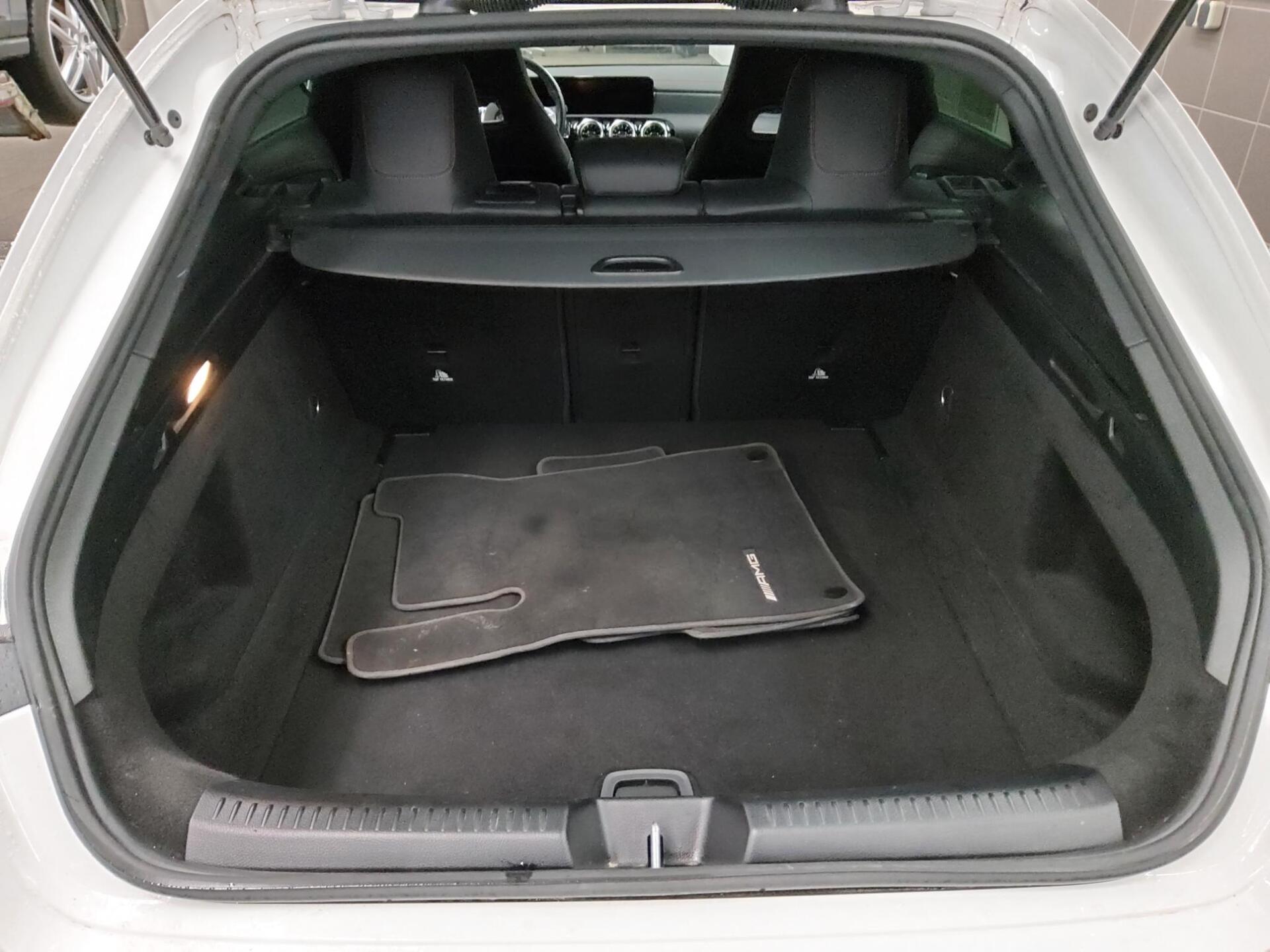 Mercedes-Benz CLA 200 SB d AMG-Line Navi LED MBUX AR Sound 12