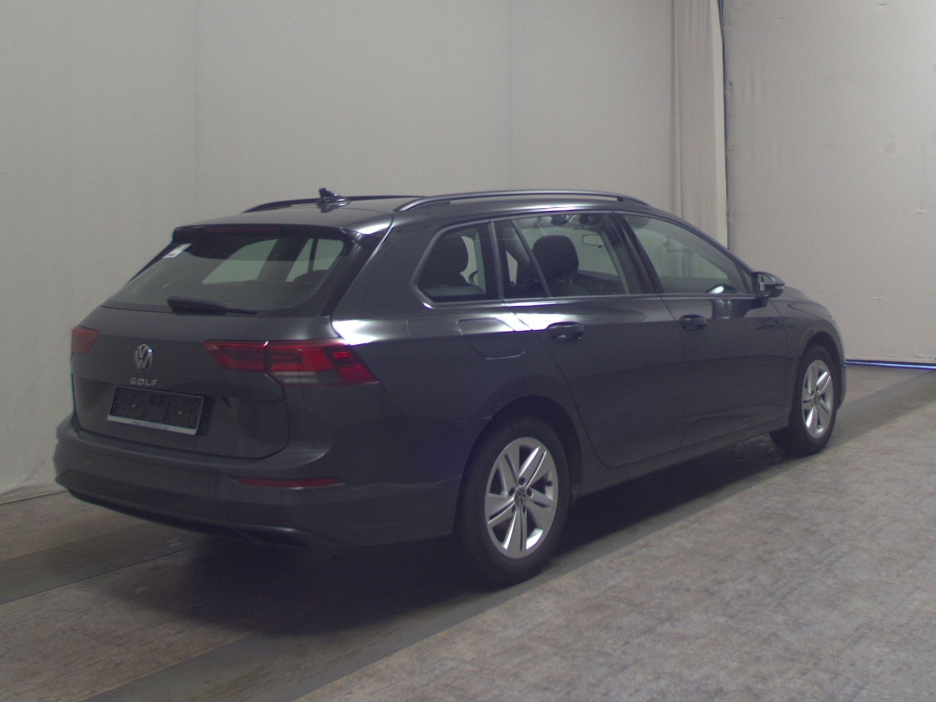 Volkswagen Golf-8 Var. 2.0 TDI Life Navi LED AID ACC PDC 4