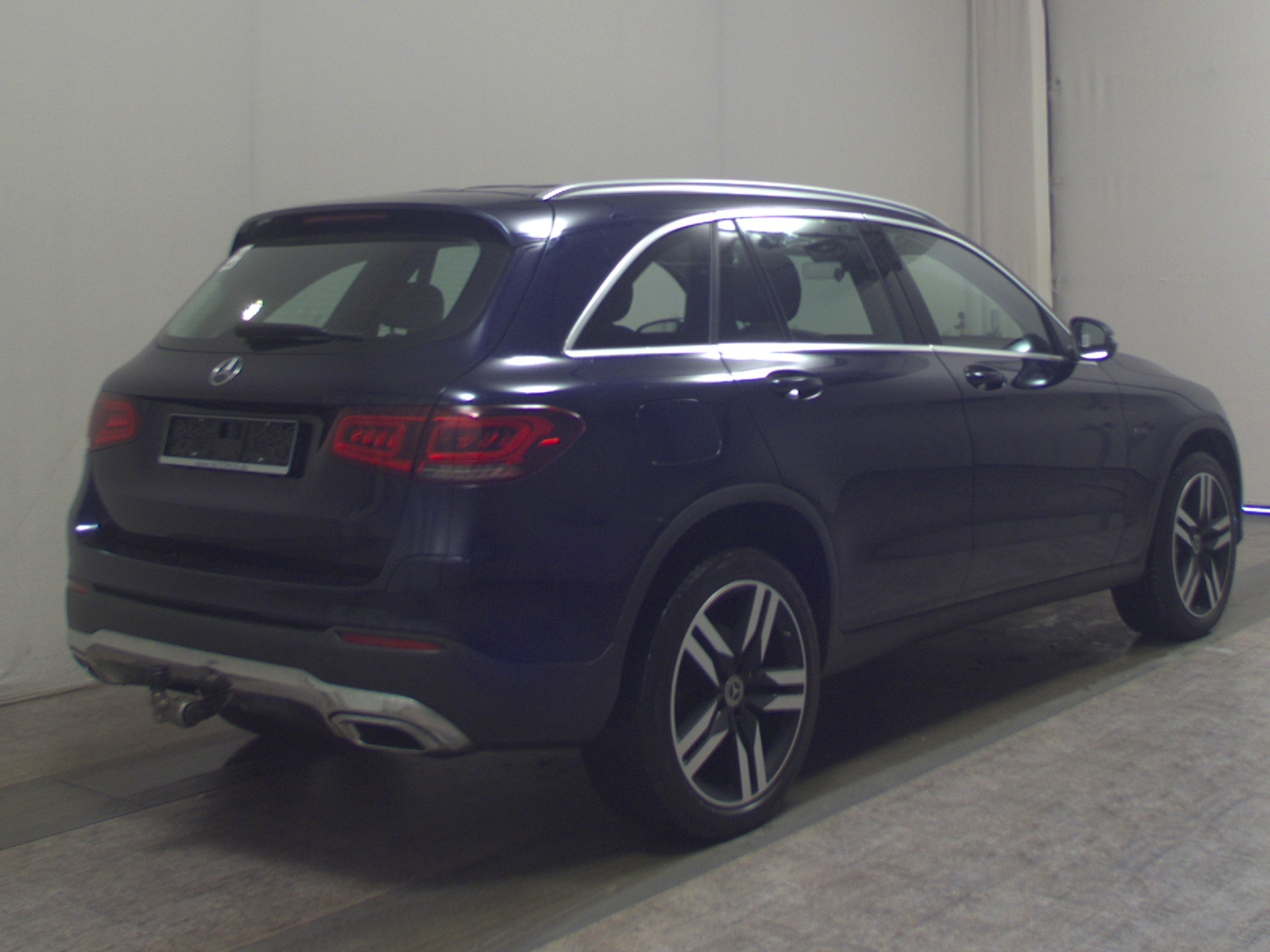 Mercedes-Benz GLC 300 de 4M Navi LED RfK AHK Shz PDC Tempomat 4