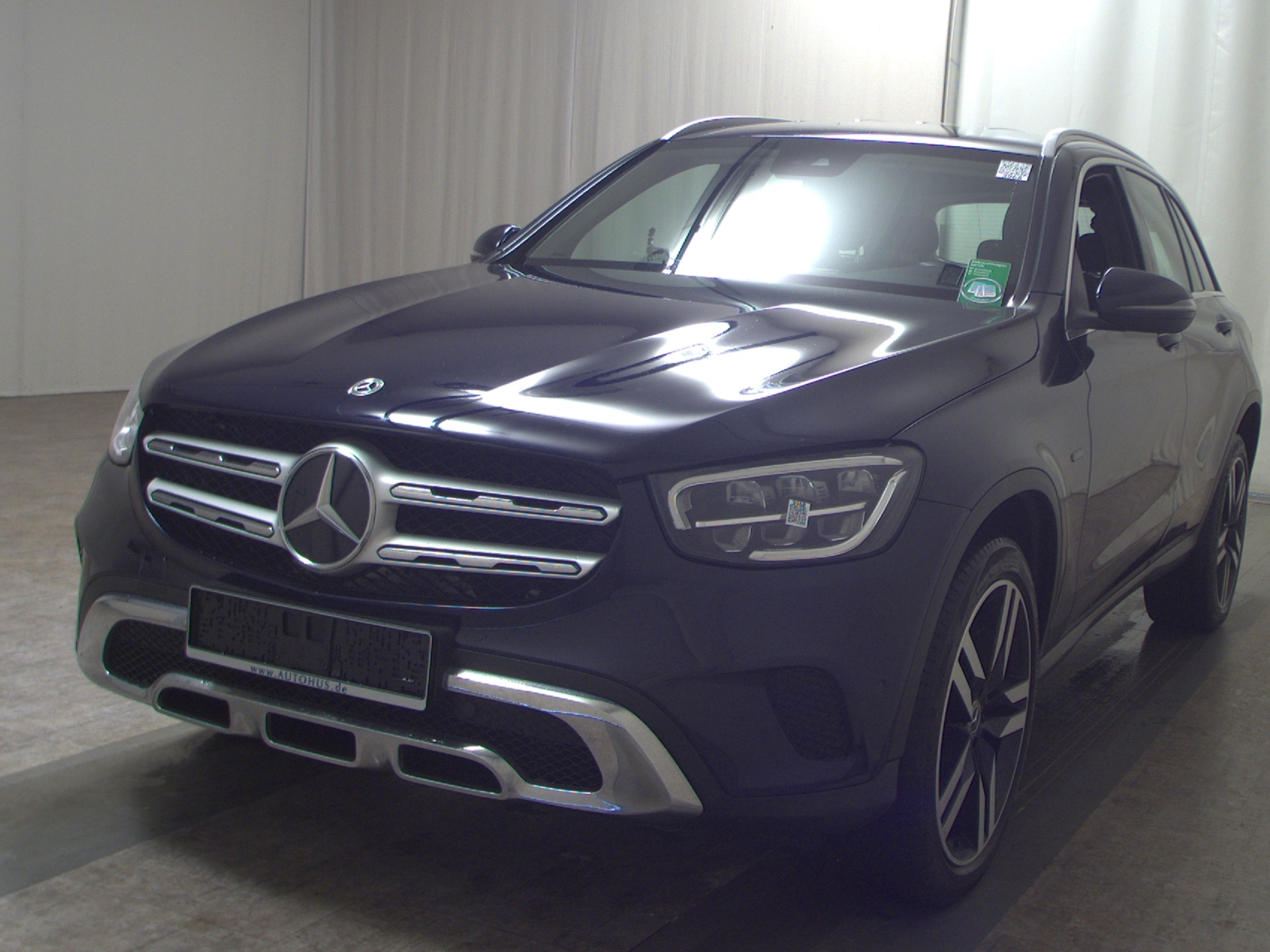 Mercedes-Benz GLC 300 de 4M Navi LED RfK AHK Shz PDC Tempomat 2