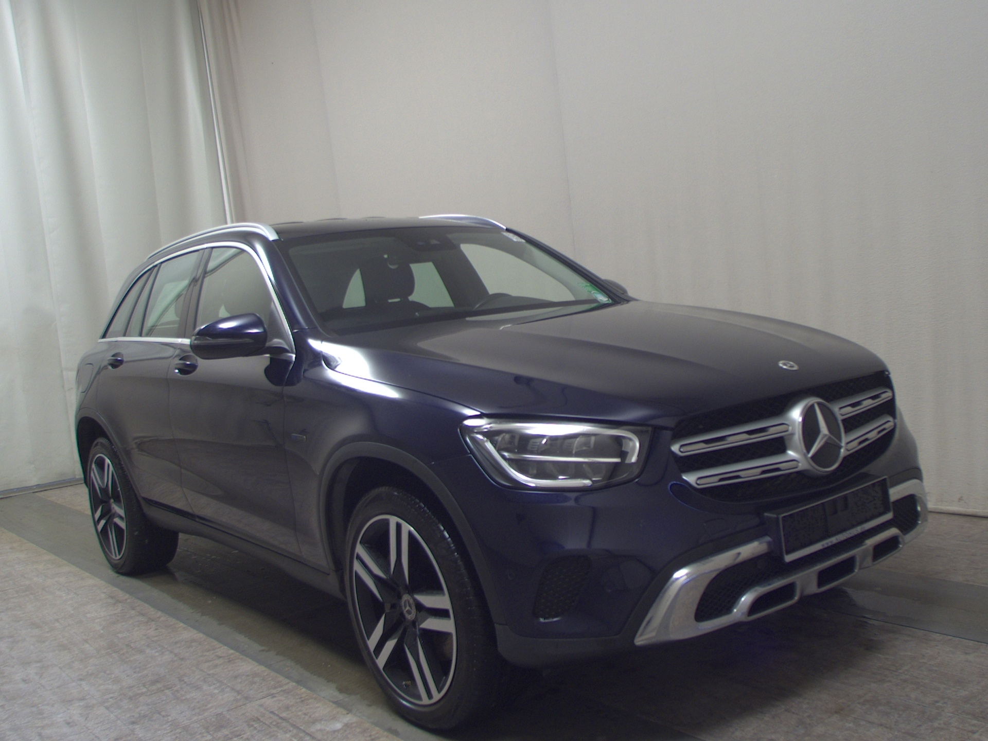 Mercedes-Benz GLC 300 de 4M Navi LED RfK AHK Shz PDC Tempomat 3