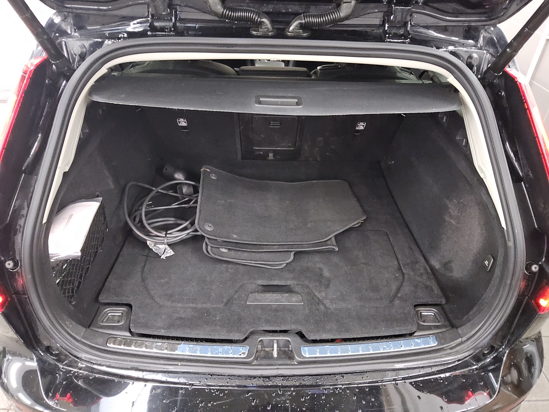 Volvo V60 T6 AWD Leder Navi LED RfK 4xShz ACC Memory 12