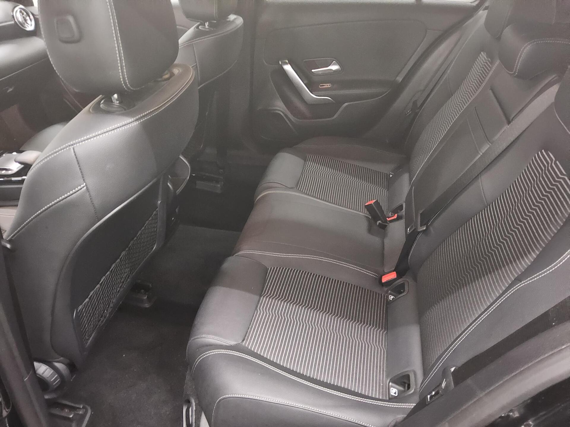 Mercedes-Benz A 200 d Progressive T-Leder Navi Multibeam RfK 13