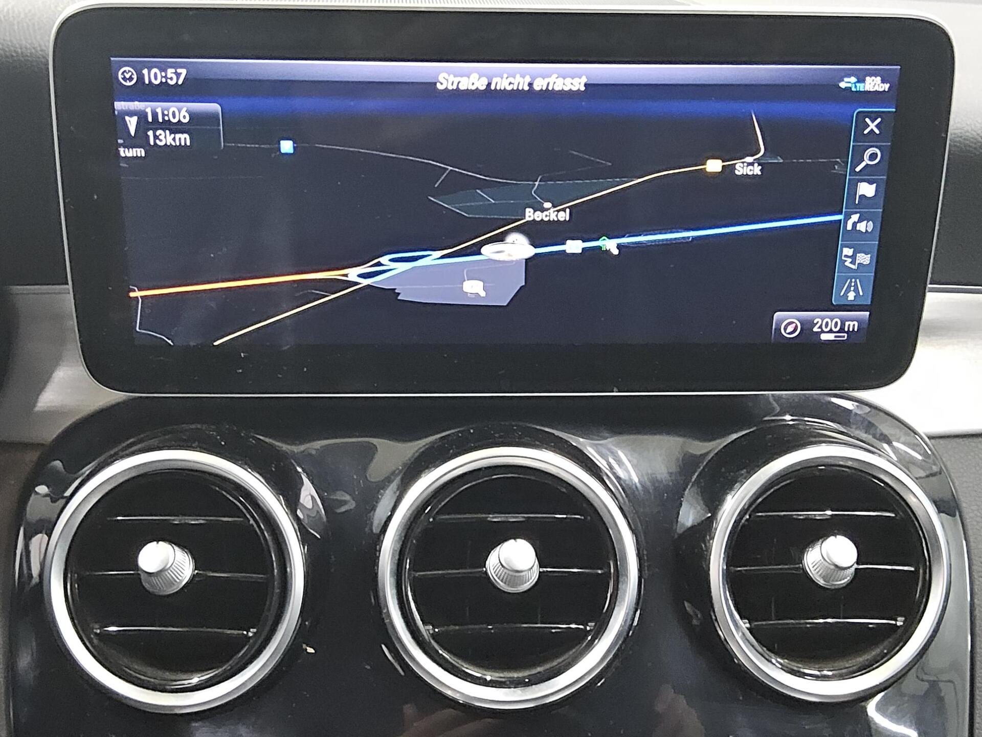 Mercedes-Benz C 200 T d Avantgarde T-Leder Navi LED RfK Shz 7