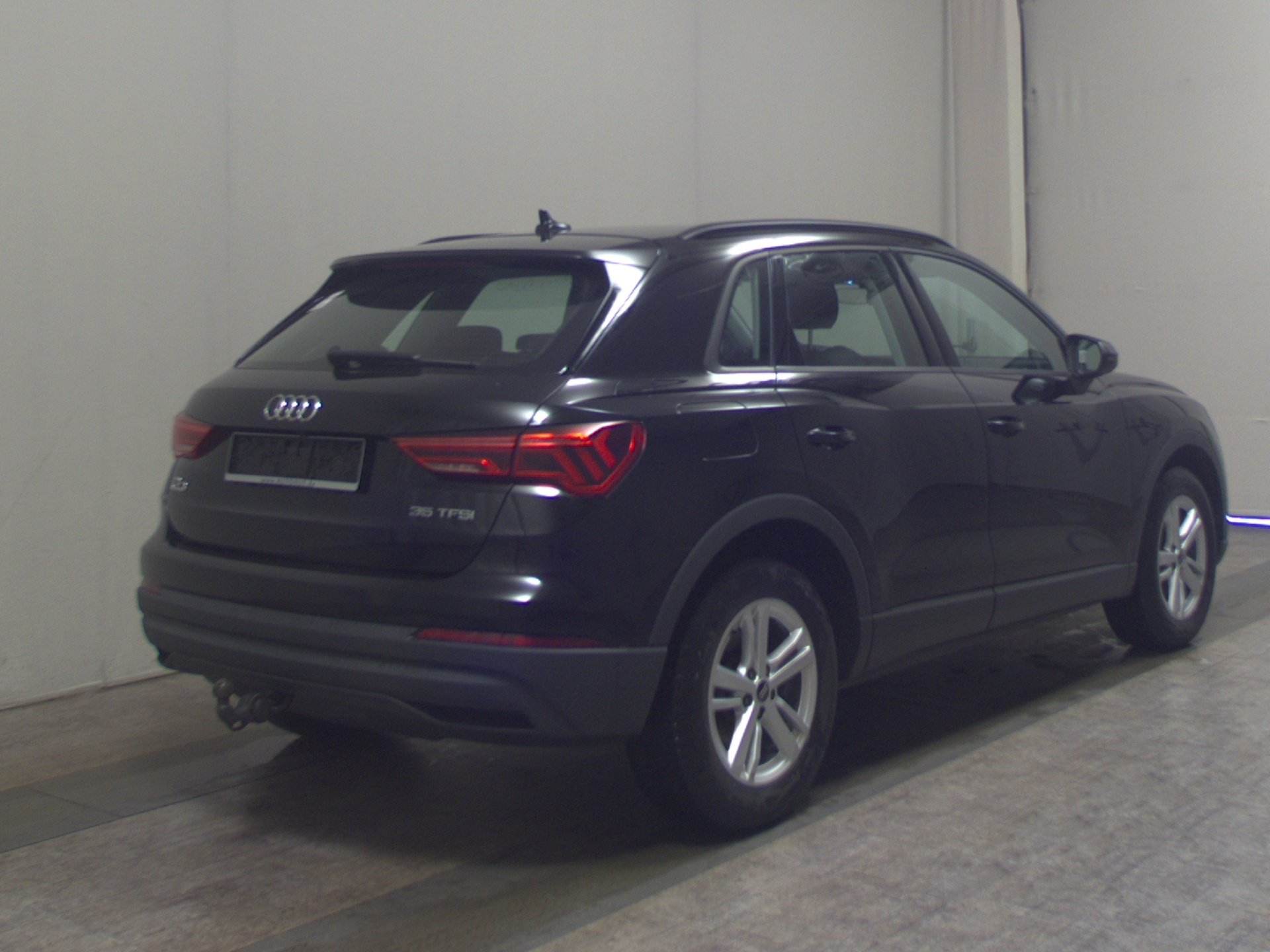 Audi Q3 35 TFSI AHK virtual RfK ACC LED 4