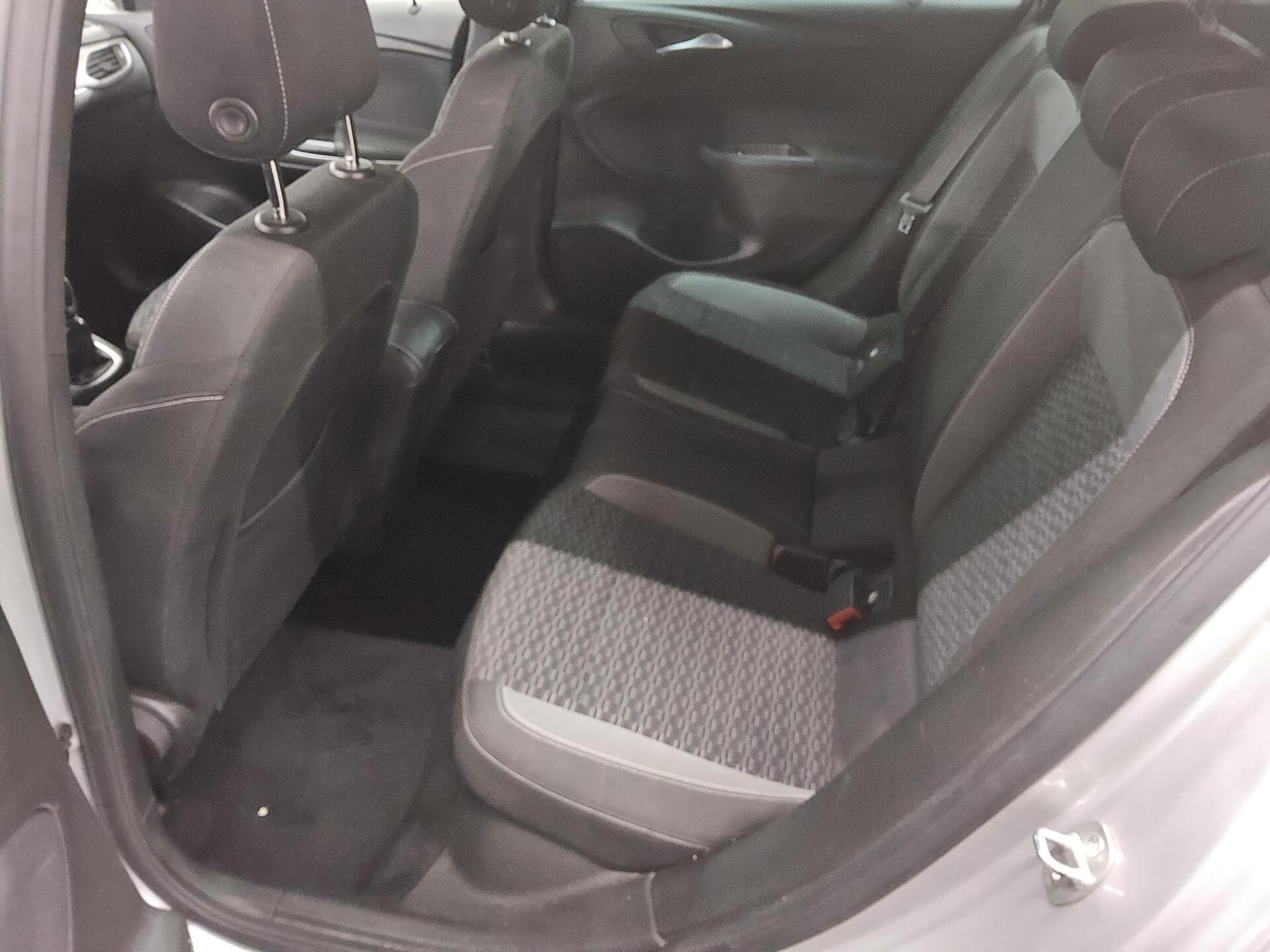 Opel Astra ST 1.5 D Edition Navi LED RFK AHK PDC SHZ 13