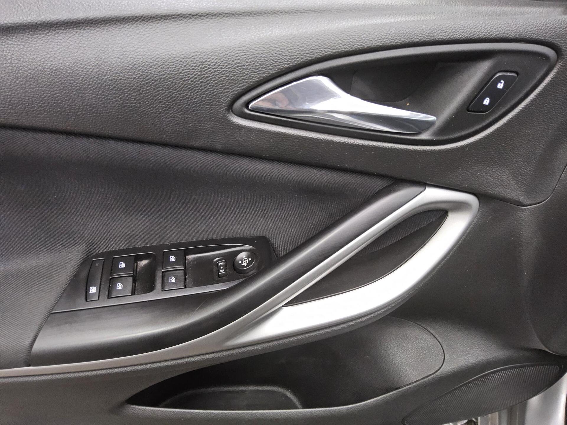 Opel Astra ST 1.5 D Edition Navi LED RFK AHK PDC SHZ 9