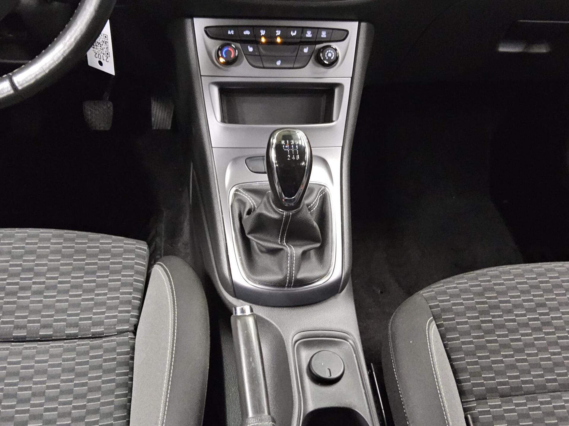 Opel Astra ST 1.5 D Edition Navi Tempomat Shz 6