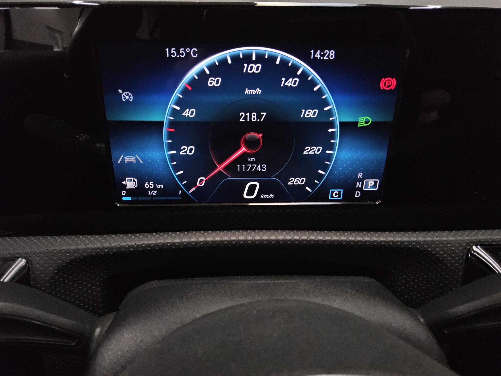 Mercedes-Benz A 200 Progressive T-Leder Navi Shz PDC 8