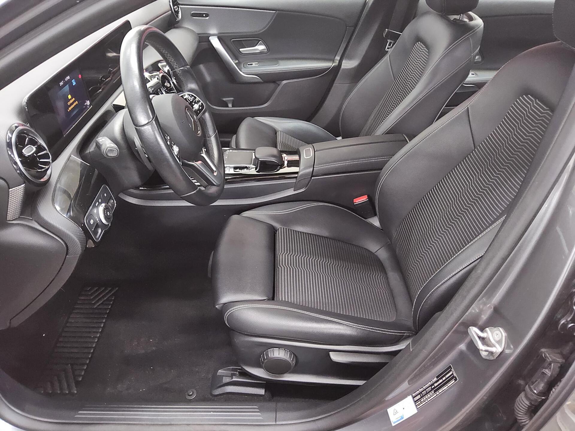 Mercedes-Benz A 200 Progressive T-Leder Navi Shz PDC 9