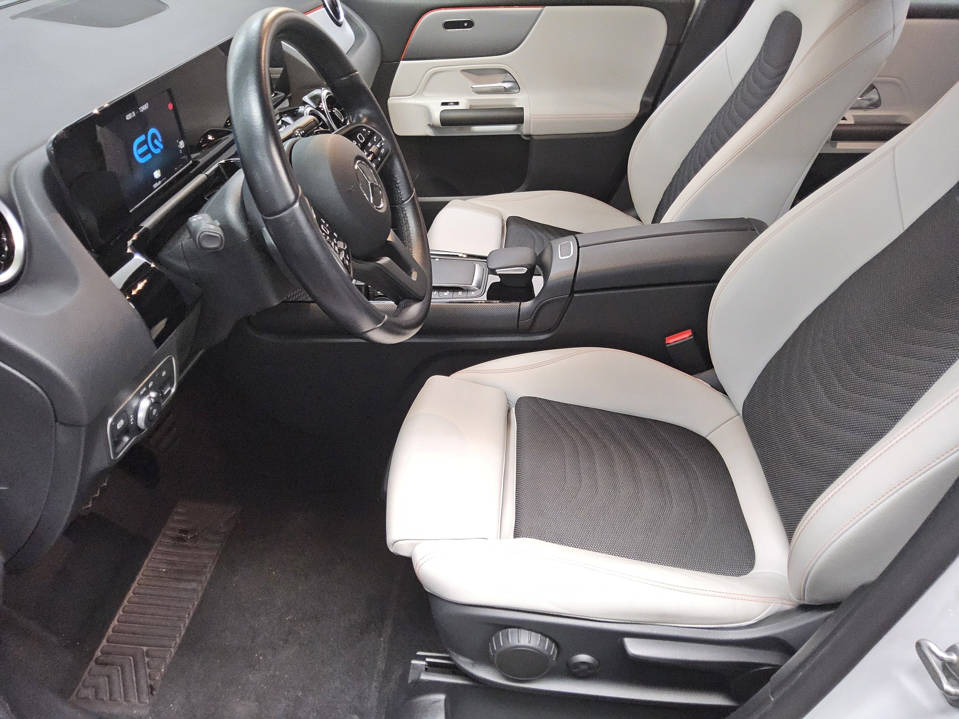 Mercedes-Benz B 250 e Style T-Leder Navi MB-LED Shz PDC 9