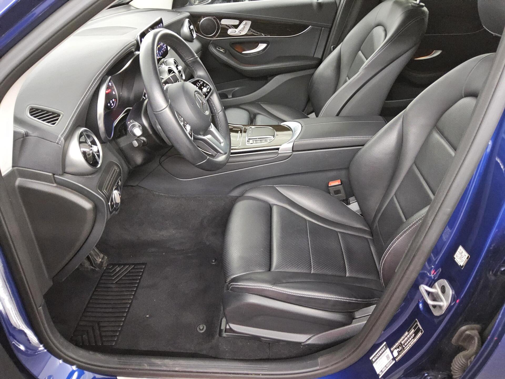 Mercedes-Benz GLC 220 d 4M Leder Navi LED RfK Memory 8