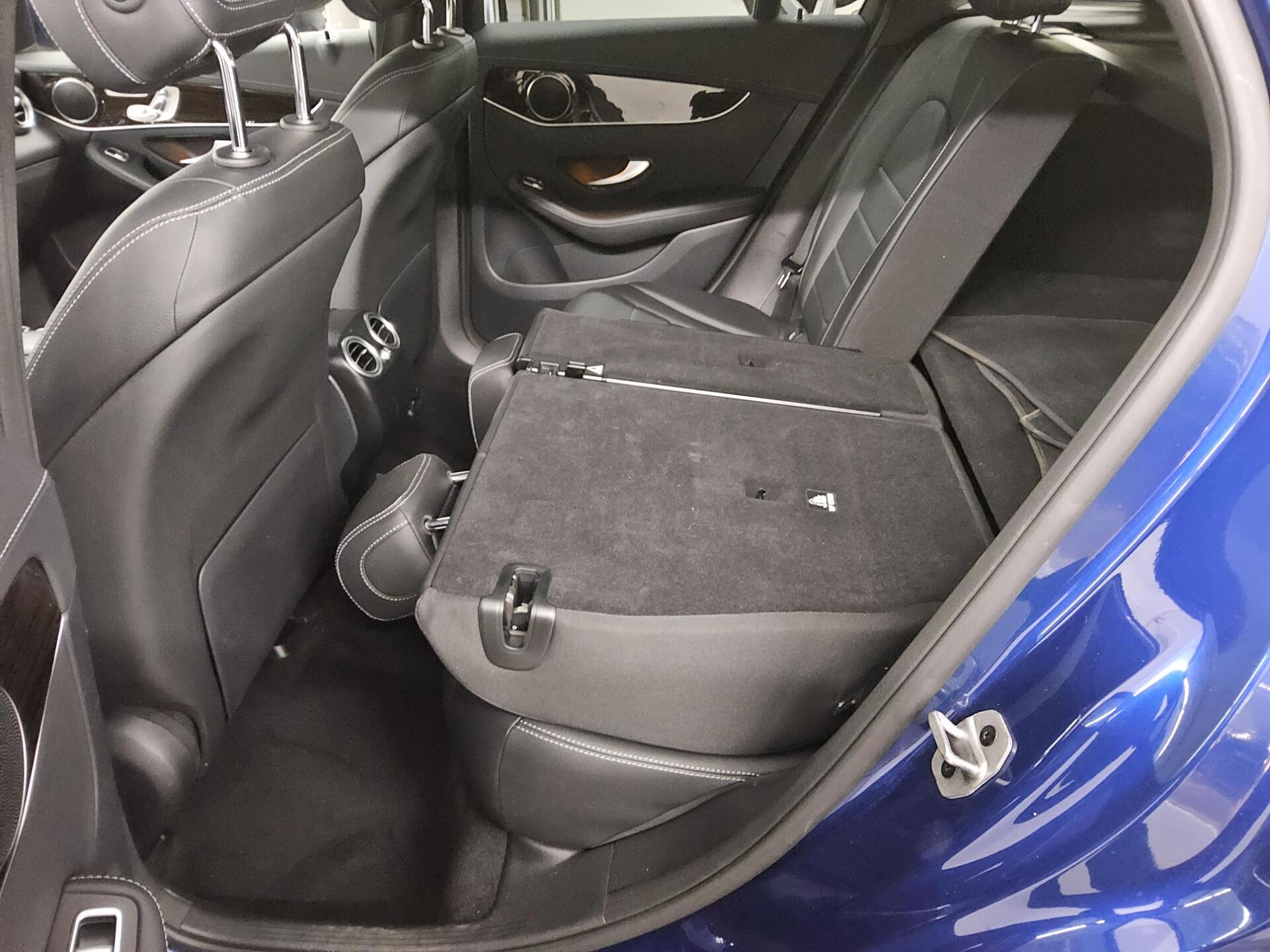 Mercedes-Benz GLC 220 d 4M Leder Navi LED RfK Memory 12