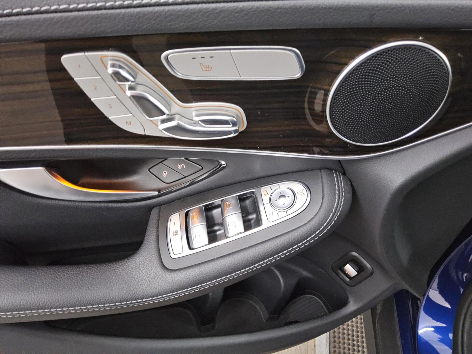 Mercedes-Benz GLC 220 d 4M Leder Navi LED RfK Memory 9