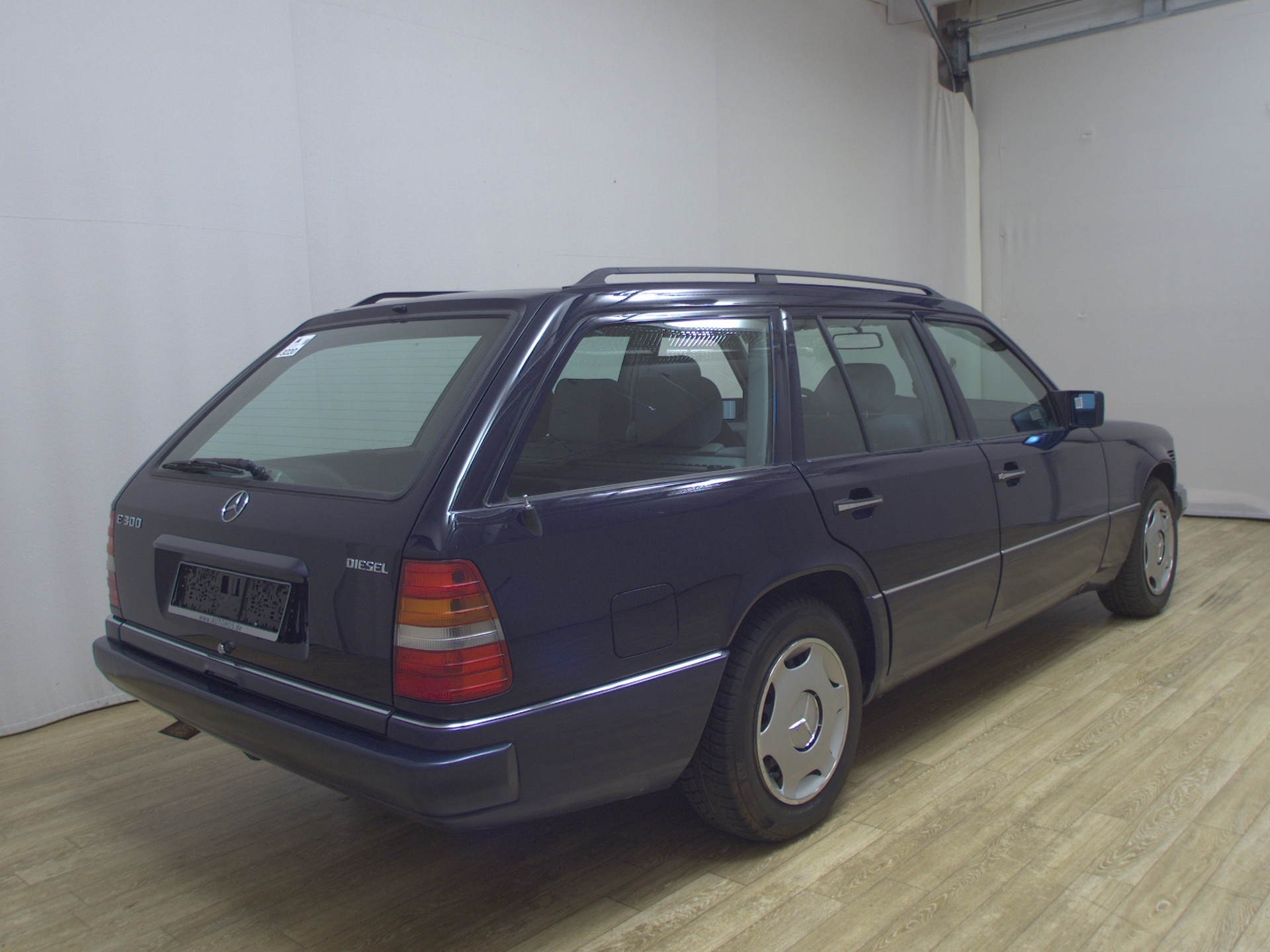 Mercedes-Benz E 300 T-Modell W124 Scheckheftgepflegt 2.Hand SD 4