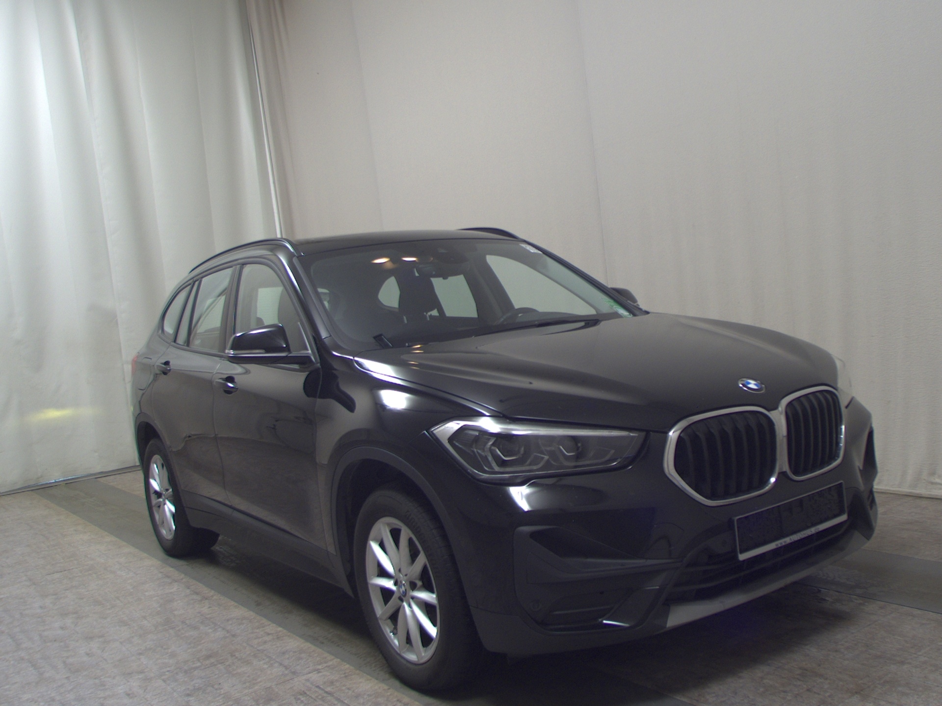 BMW X1 xDrive20d Advantage Navi LED Pano HiFi AHK 3