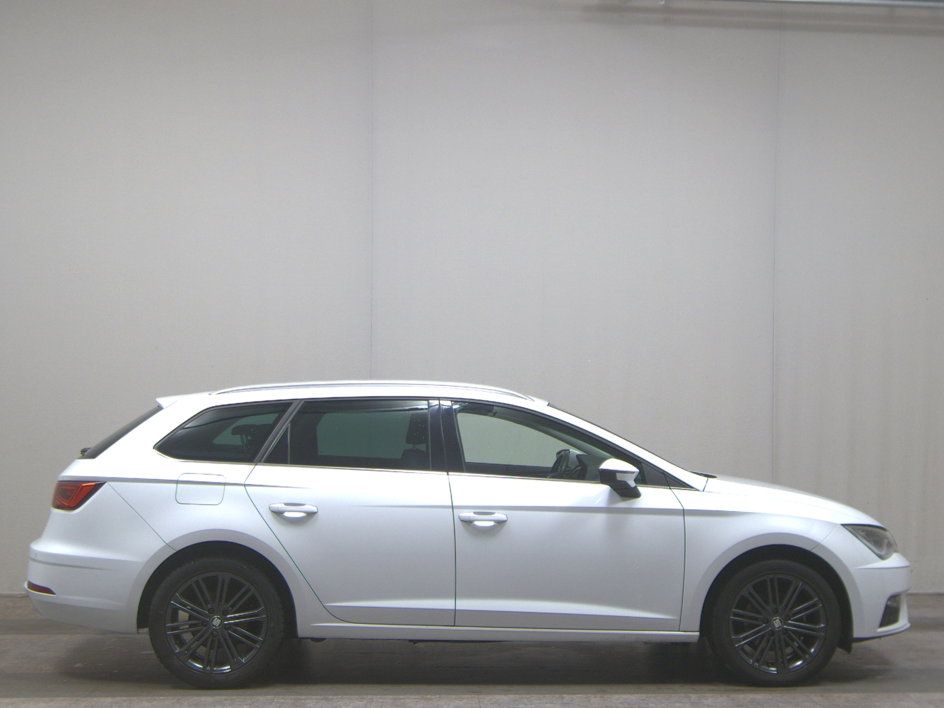 Seat Leon Sportstourer 1.5 TSI Xcellence Navi LED ACC